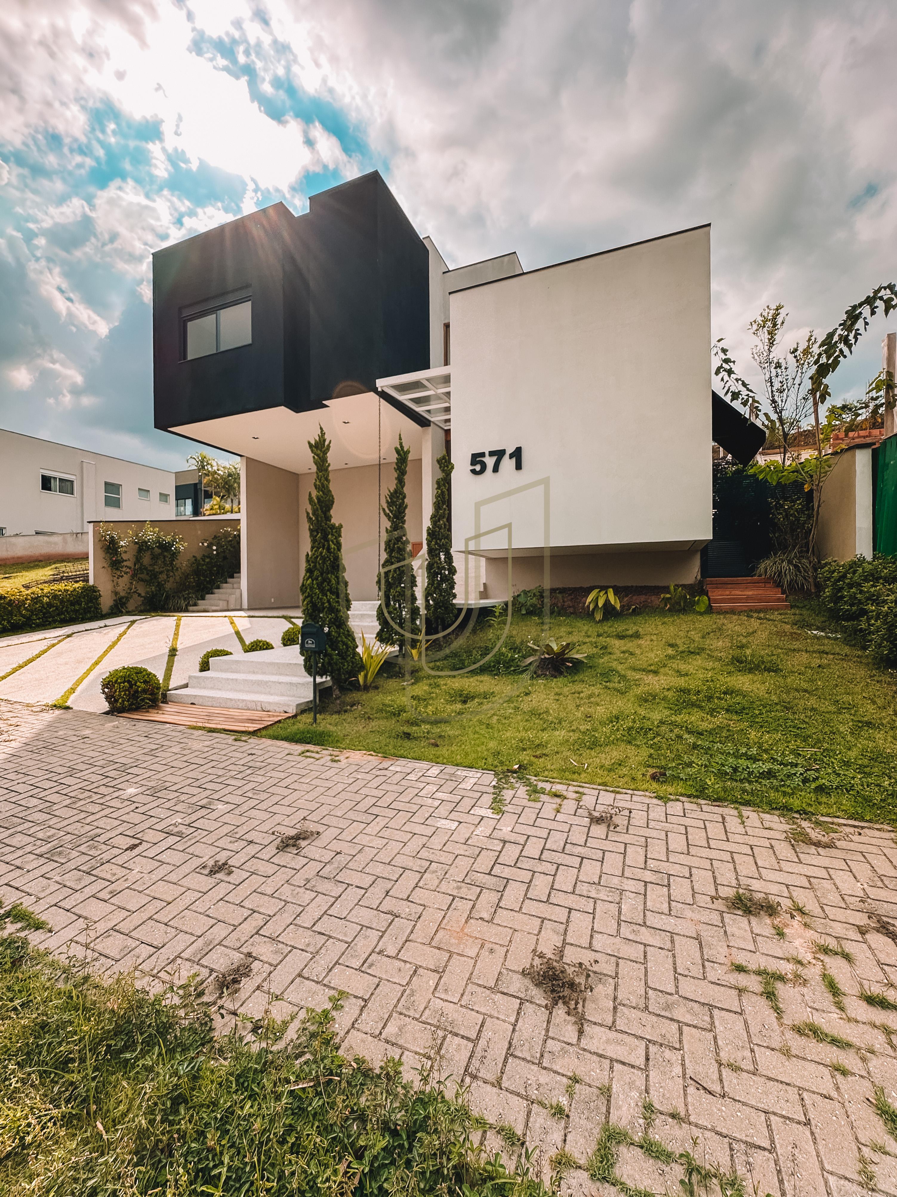 Sobrado sofisticado e moderno com 4 su&iacute;tes no Urbanova - S&atilde;o Jos&eacute; dos Campos/SP  São José dos Campos - 