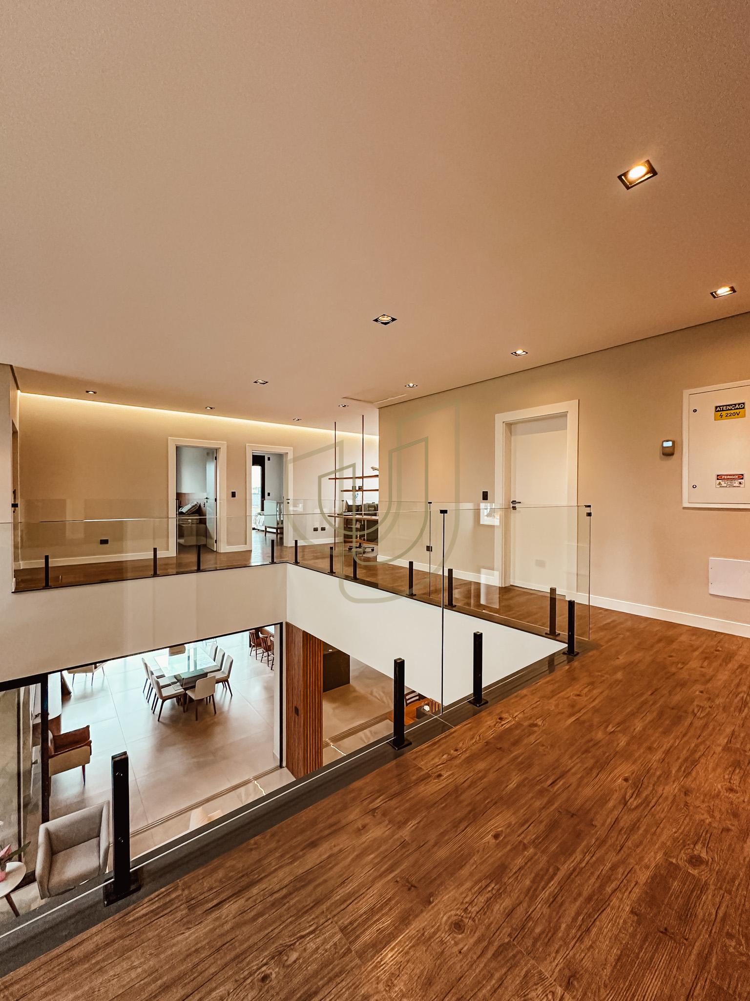 Sobrado sofisticado e moderno com 4 su&iacute;tes no Urbanova - S&atilde;o Jos&eacute; dos Campos/SP  São José dos Campos - 