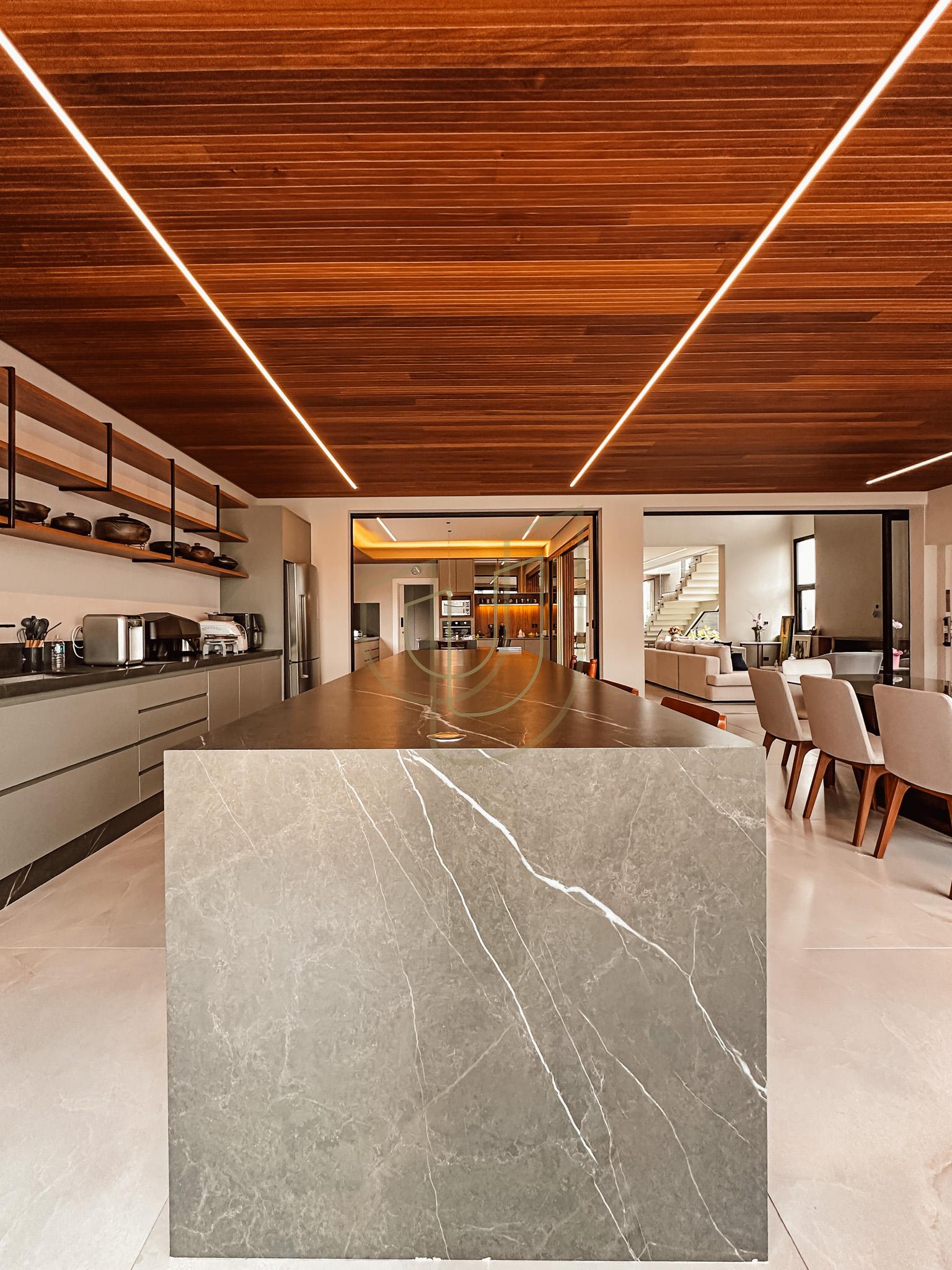 Sobrado sofisticado e moderno com 4 su&iacute;tes no Urbanova - S&atilde;o Jos&eacute; dos Campos/SP  São José dos Campos - 