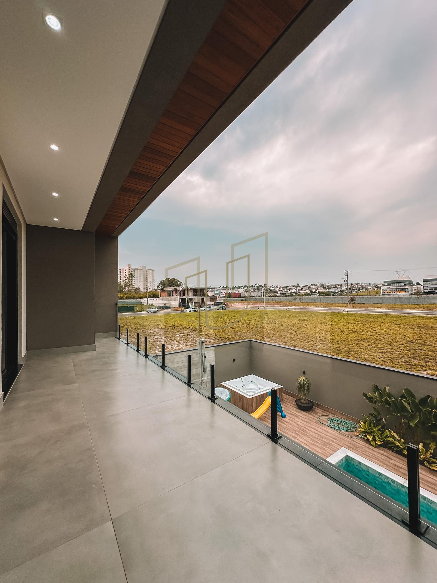 Sobrado sofisticado e moderno com 4 su&iacute;tes no Urbanova - S&atilde;o Jos&eacute; dos Campos/SP  São José dos Campos - 