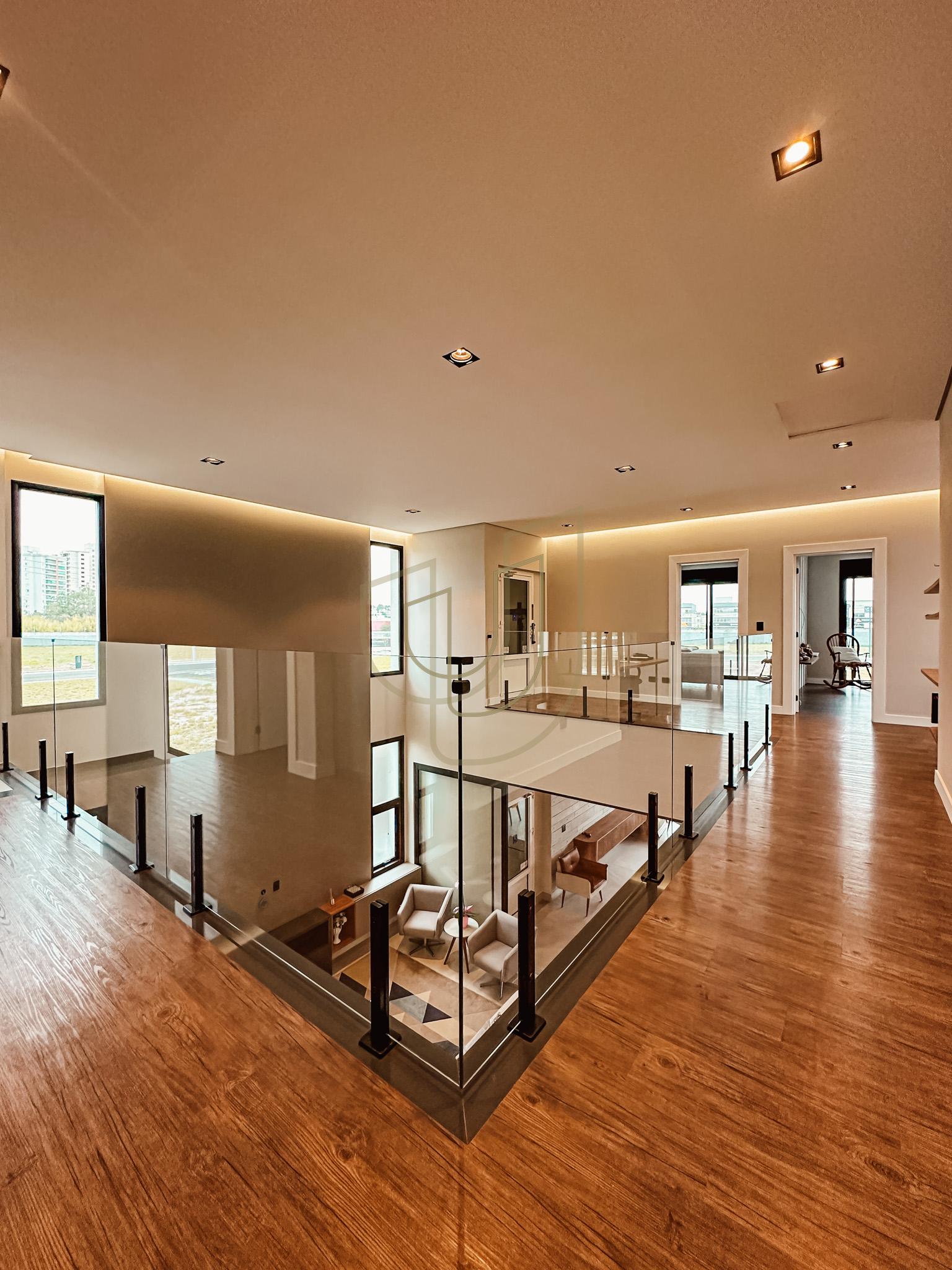 Sobrado sofisticado e moderno com 4 su&iacute;tes no Urbanova - S&atilde;o Jos&eacute; dos Campos/SP  São José dos Campos - 