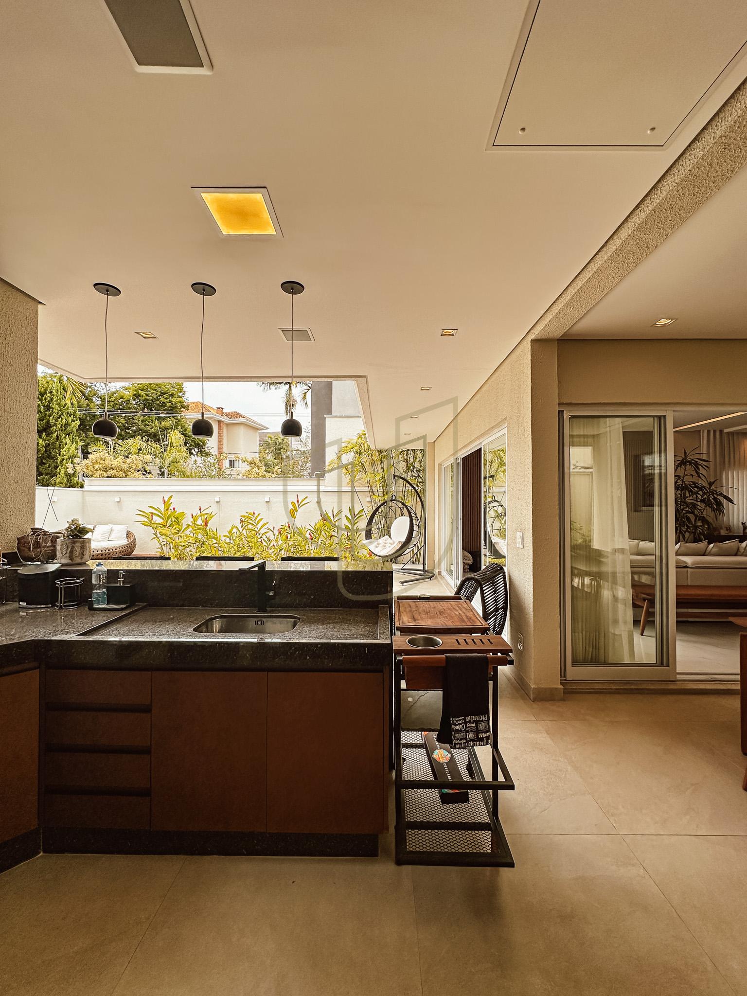 Sobrado sofisticado e moderno com 5 su&iacute;tes no Urbanova - S&atilde;o Jos&eacute; dos Campos/SP  São José dos Campos - 