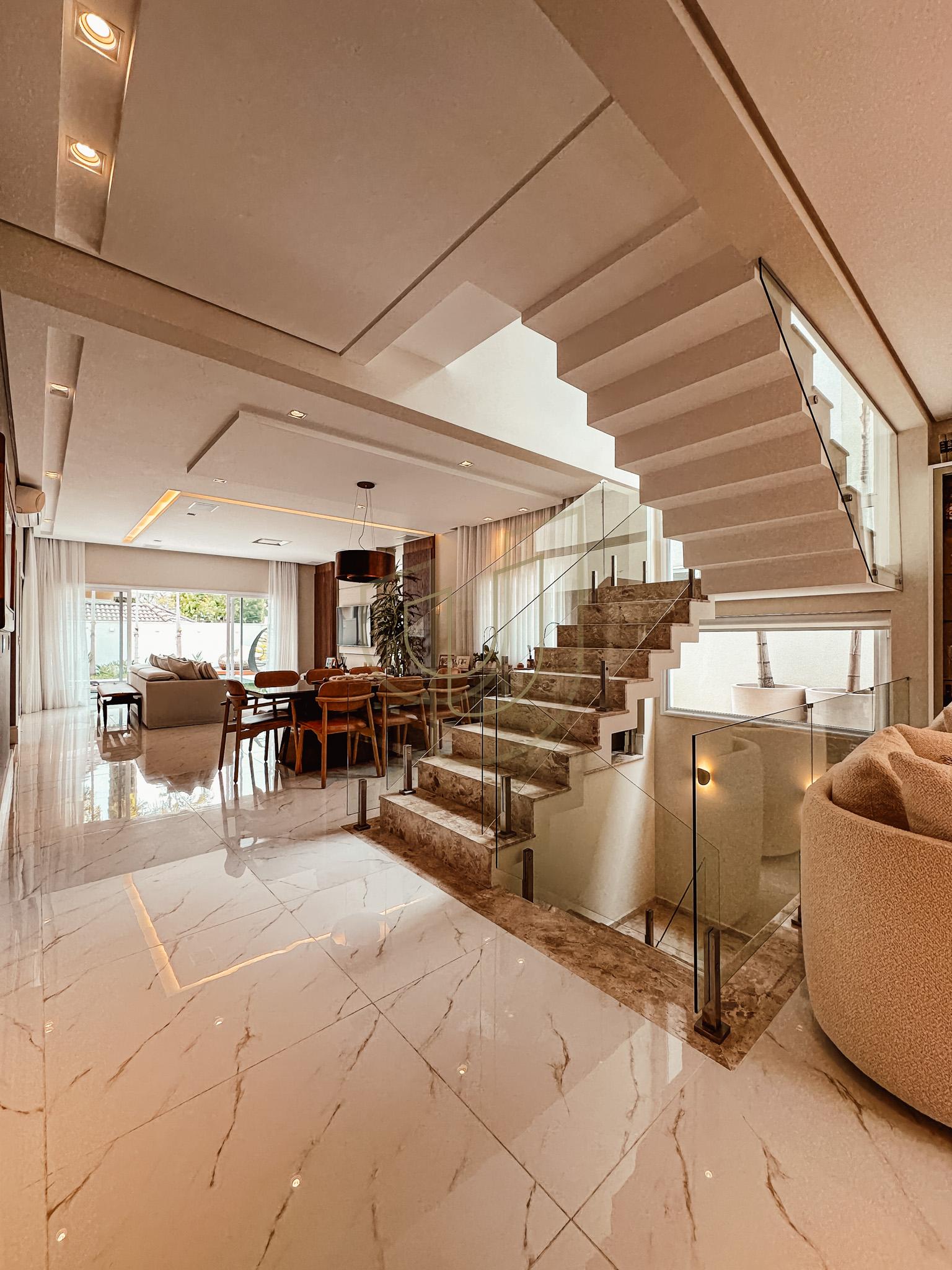 Sobrado sofisticado e moderno com 5 su&iacute;tes no Urbanova - S&atilde;o Jos&eacute; dos Campos/SP  São José dos Campos - 