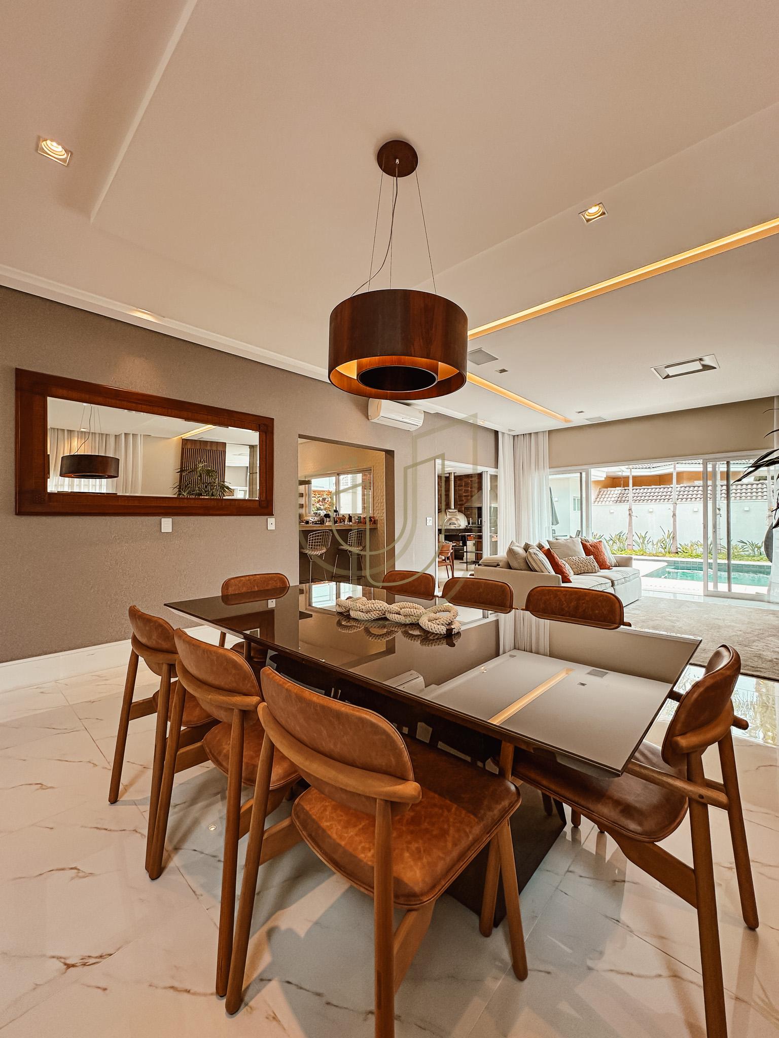 Sobrado sofisticado e moderno com 5 su&iacute;tes no Urbanova - S&atilde;o Jos&eacute; dos Campos/SP  São José dos Campos - 