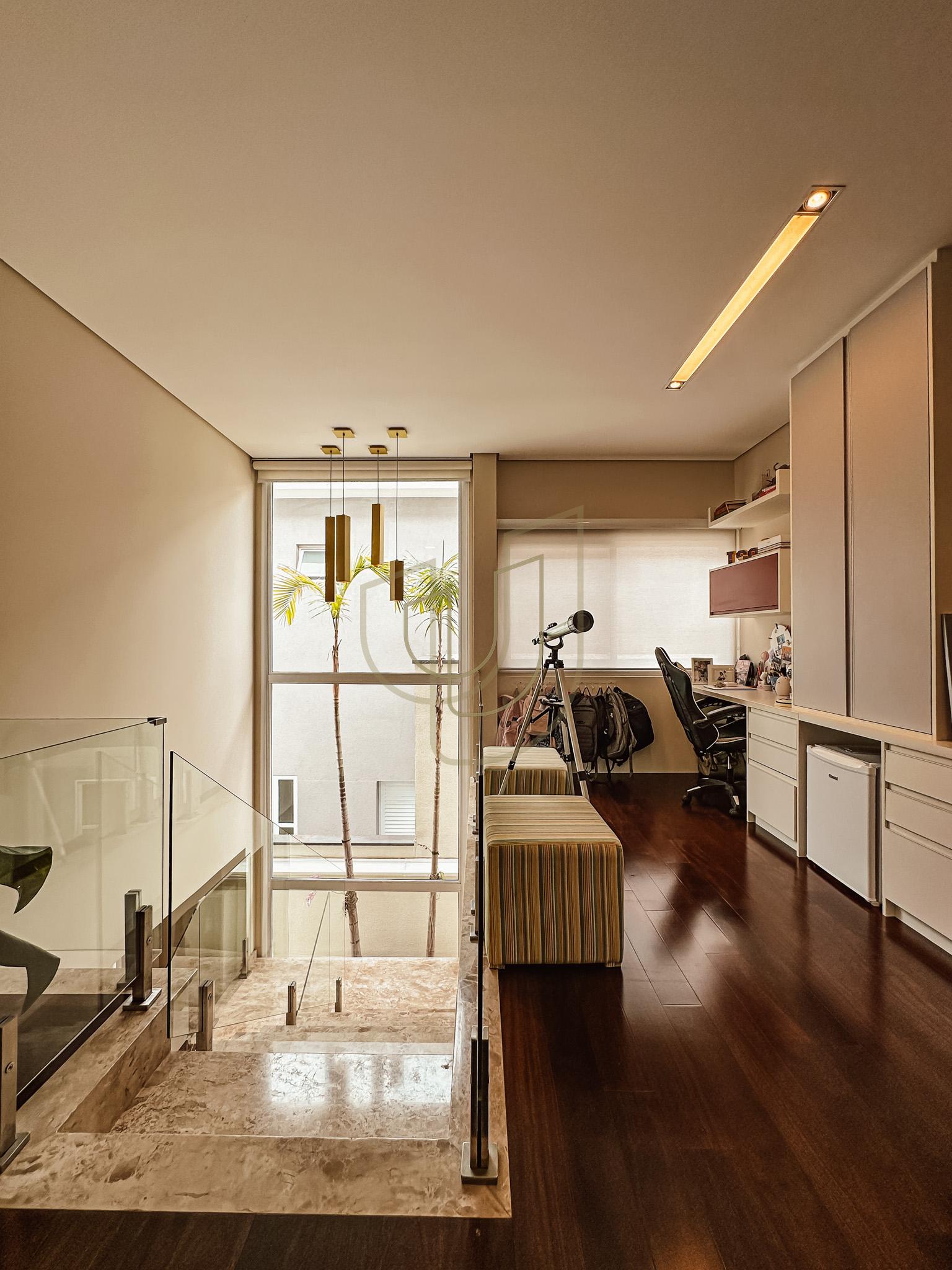 Sobrado sofisticado e moderno com 5 su&iacute;tes no Urbanova - S&atilde;o Jos&eacute; dos Campos/SP  São José dos Campos - 