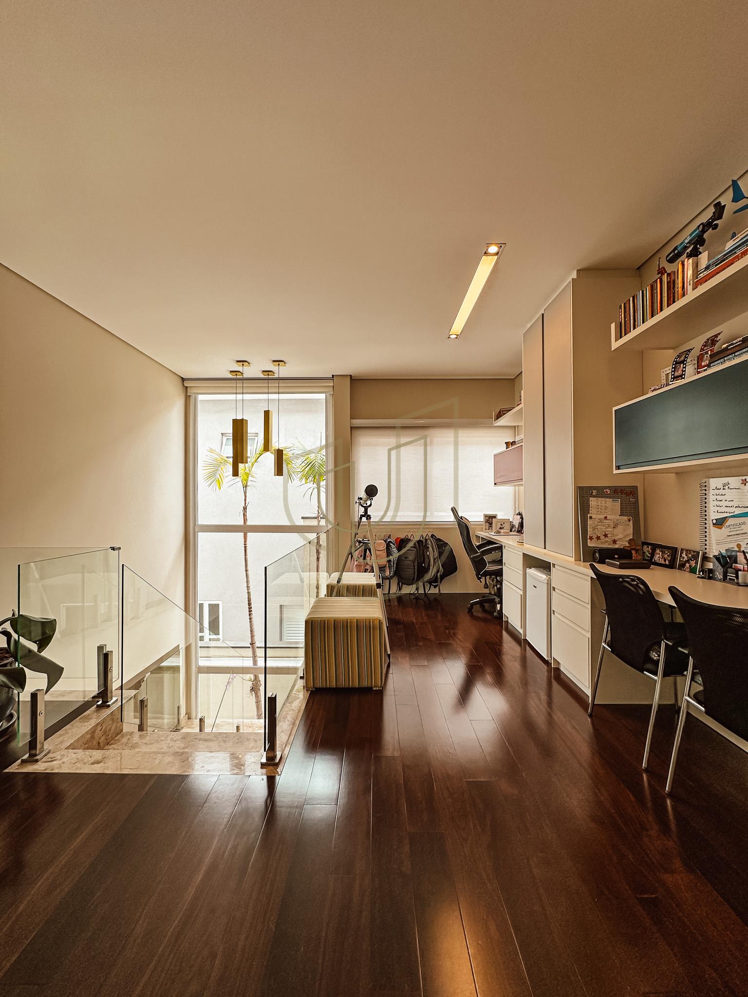 Sobrado sofisticado e moderno com 5 su&iacute;tes no Urbanova - S&atilde;o Jos&eacute; dos Campos/SP  São José dos Campos - 