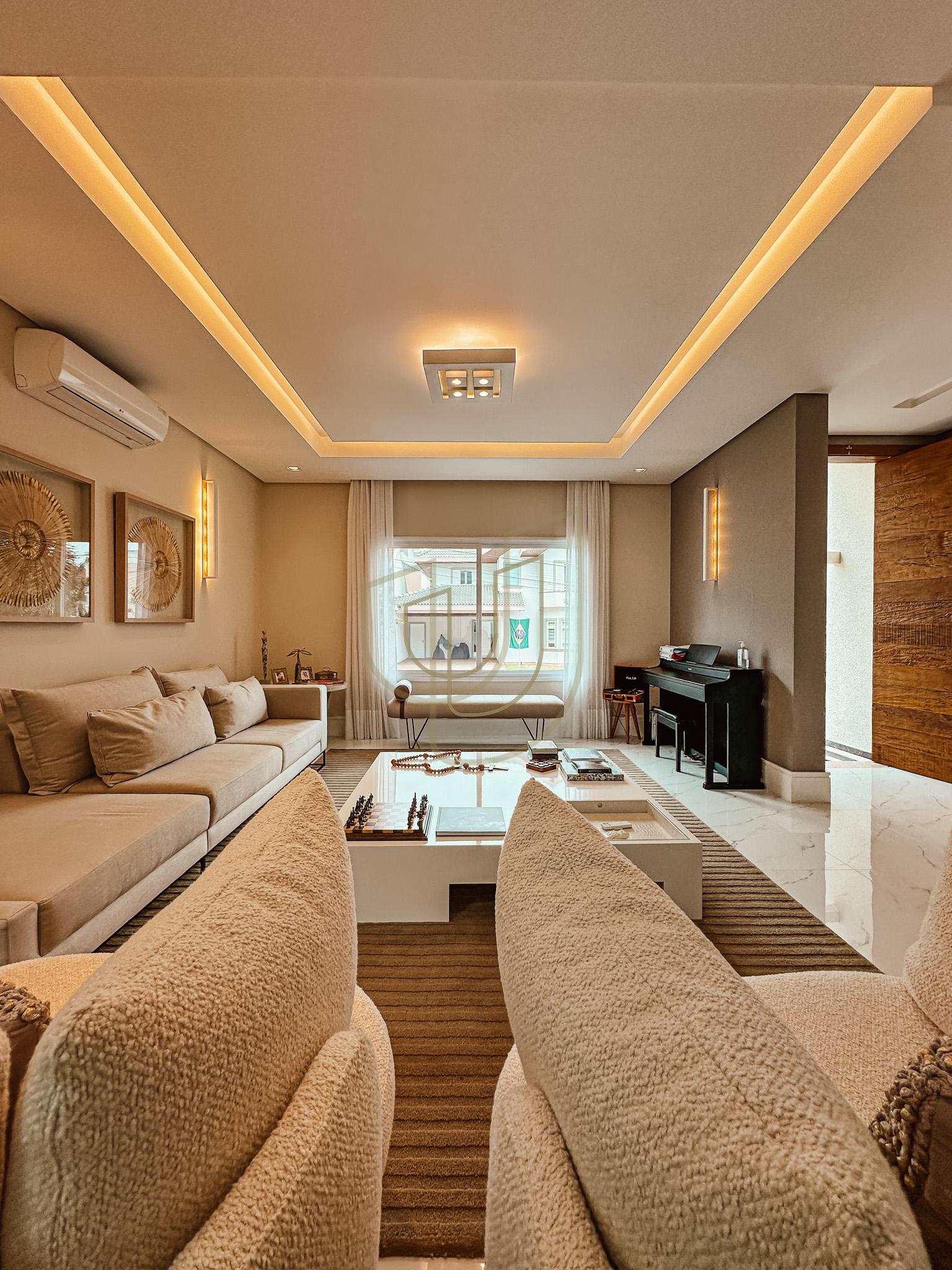 Sobrado sofisticado e moderno com 5 su&iacute;tes no Urbanova - S&atilde;o Jos&eacute; dos Campos/SP  São José dos Campos - 