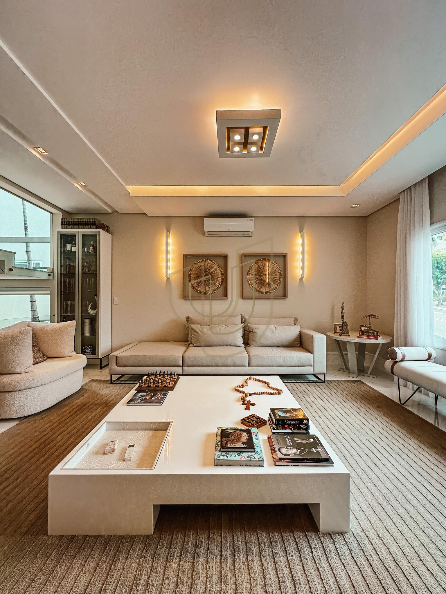 Sobrado sofisticado e moderno com 5 su&iacute;tes no Urbanova - S&atilde;o Jos&eacute; dos Campos/SP  São José dos Campos - 