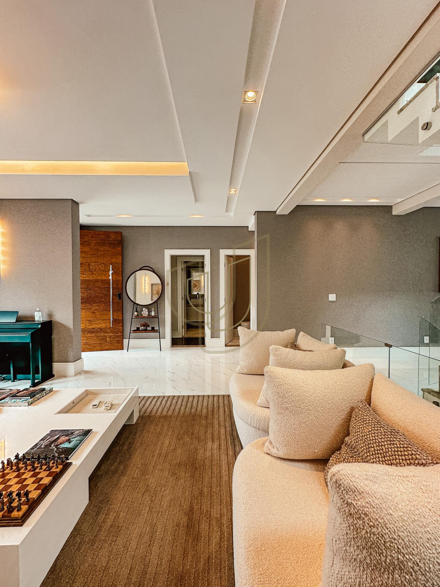 Sobrado sofisticado e moderno com 5 su&iacute;tes no Urbanova - S&atilde;o Jos&eacute; dos Campos/SP  São José dos Campos - 