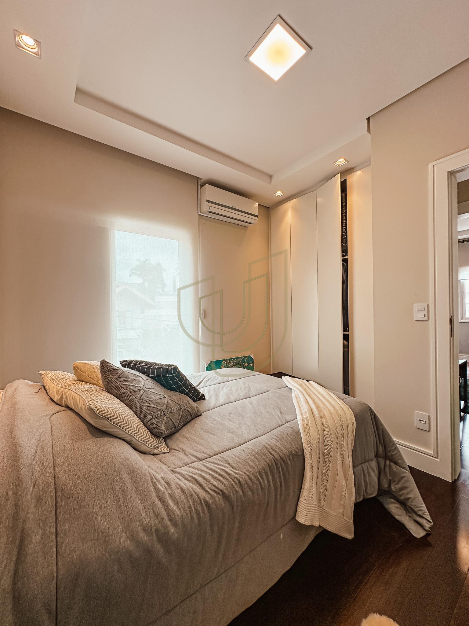 Sobrado sofisticado e moderno com 5 su&iacute;tes no Urbanova - S&atilde;o Jos&eacute; dos Campos/SP  São José dos Campos - 