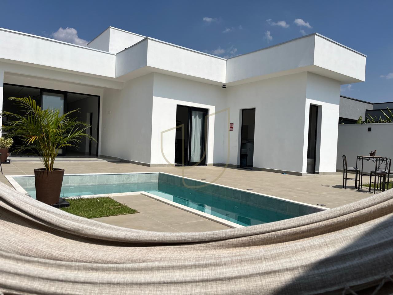 Casa T&eacute;rrea com 3 Dormit&oacute;rios no Santa M&ocirc;nica - S&atilde;o Jos&eacute; dos Campos/SP  Caçapava - 