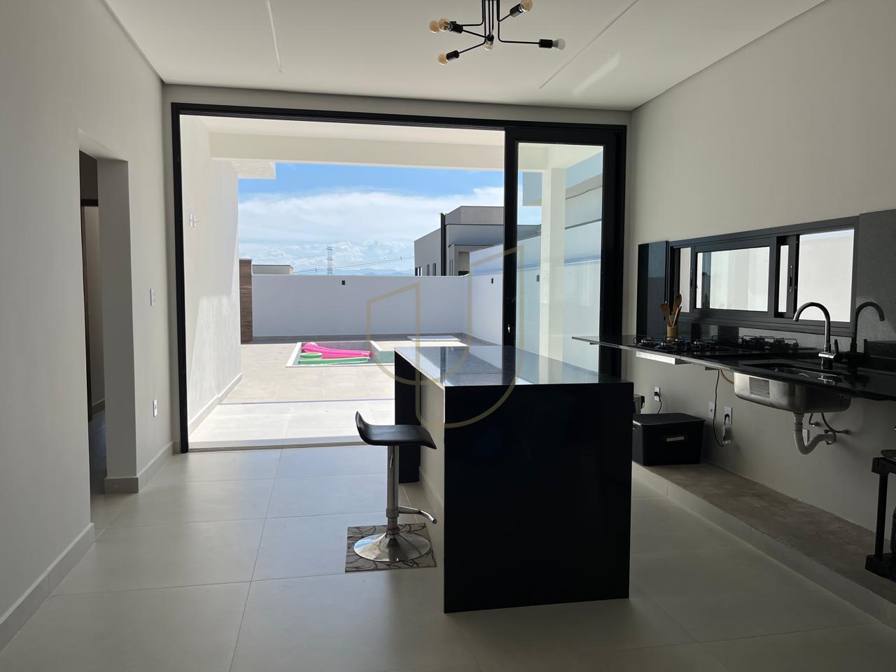 Casa T&eacute;rrea com 3 Dormit&oacute;rios no Santa M&ocirc;nica - S&atilde;o Jos&eacute; dos Campos/SP  Caçapava - 