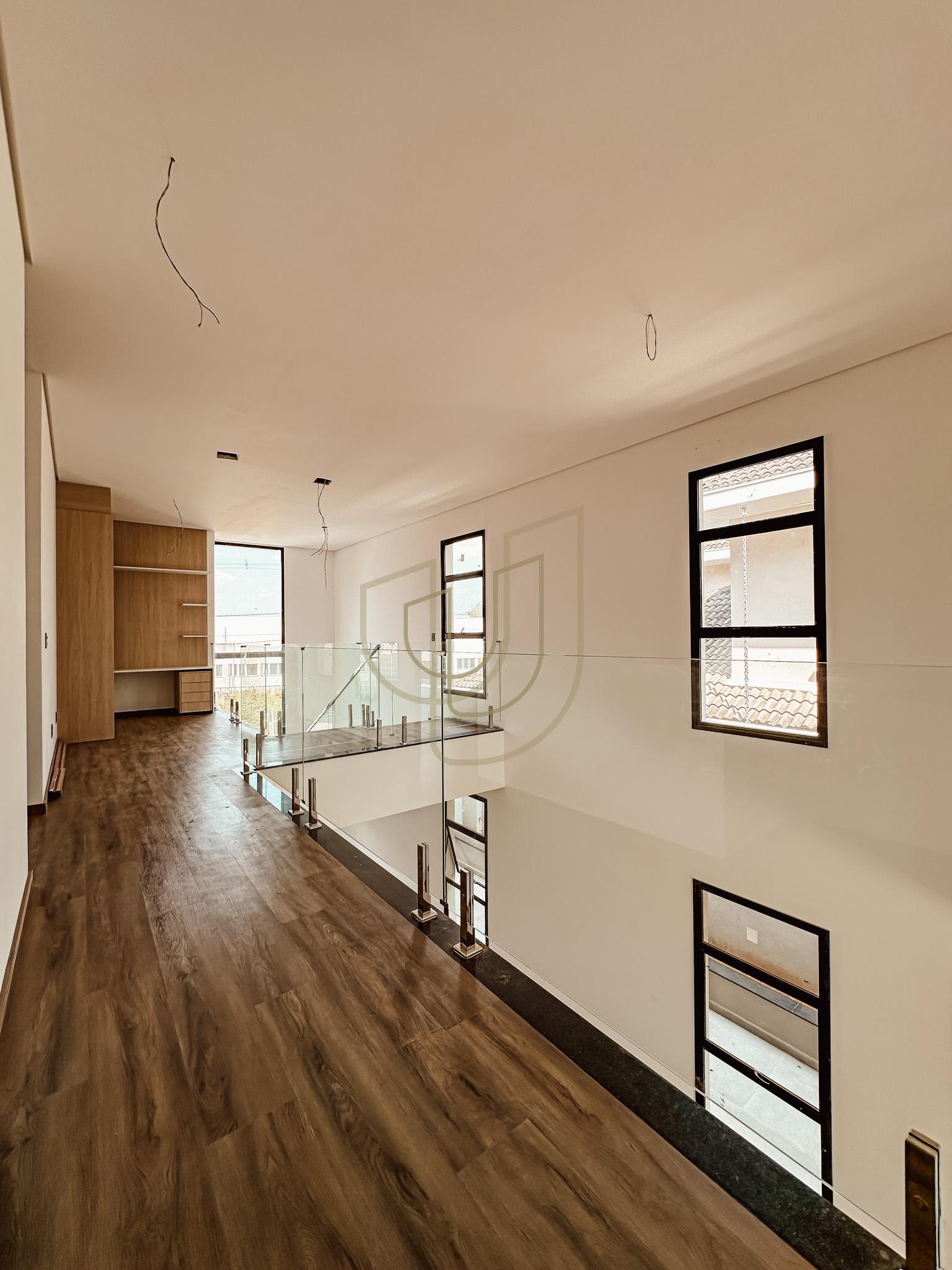 Sobrado sofisticado e moderno com 4 su&iacute;tes no Urbanova - S&atilde;o Jos&eacute; dos Campos/SP  São José dos Campos - 