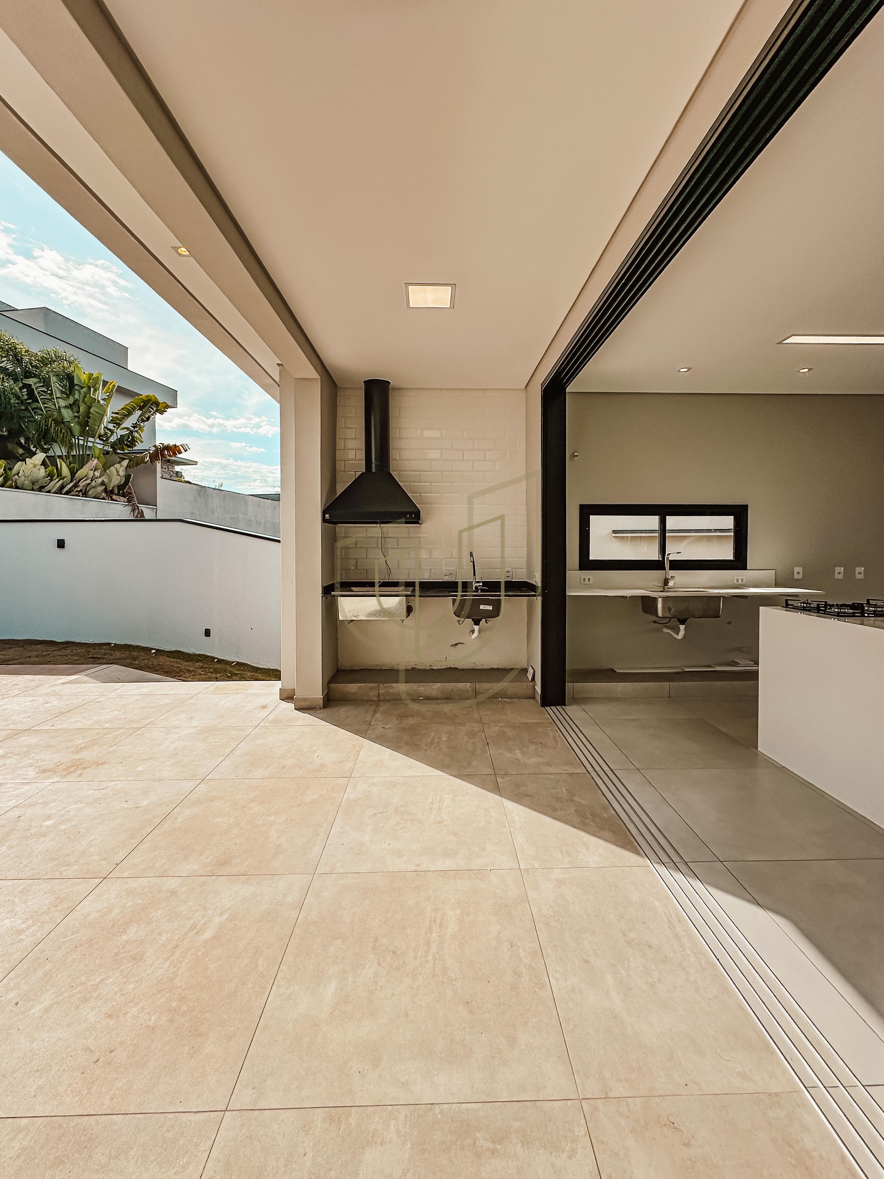 Sobrado sofisticado e moderno com 3 su&iacute;tes no Verana - S&atilde;o Jos&eacute; dos Campos/SP  São José dos Campos - 