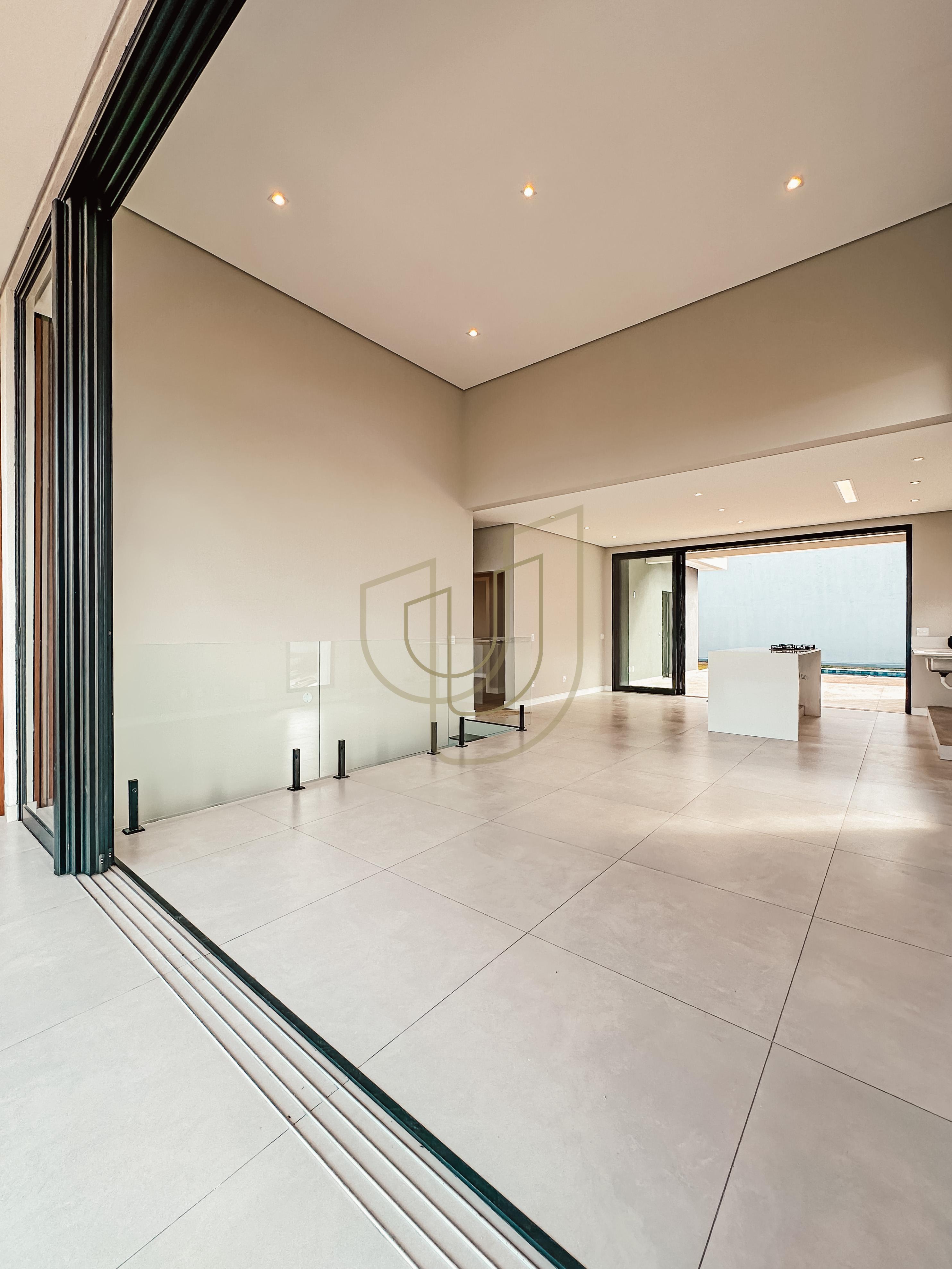 Sobrado sofisticado e moderno com 3 su&iacute;tes no Verana - S&atilde;o Jos&eacute; dos Campos/SP  São José dos Campos - 