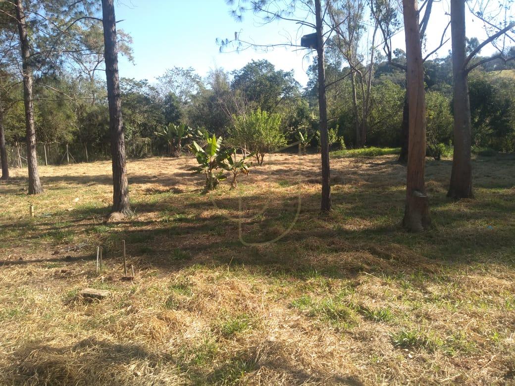 Ch&aacute;cara com 9.000m&sup2; no Recanto dos Pinherais - S&atilde;o Jos&eacute; dos Campos/SP  São José dos Campos - 