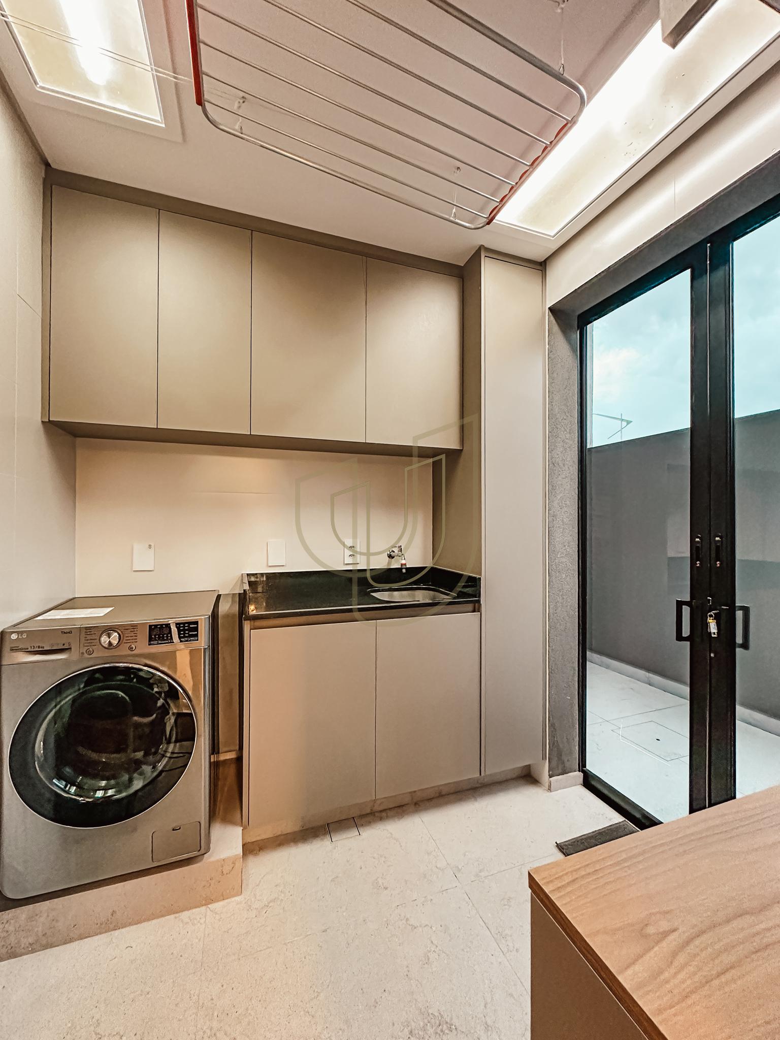 Sobrado sofisticado e moderno com 4 su&iacute;tes no Jardim do Golfe I - S&atilde;o Jos&eacute; dos Campos/SP  São José dos Campos - 