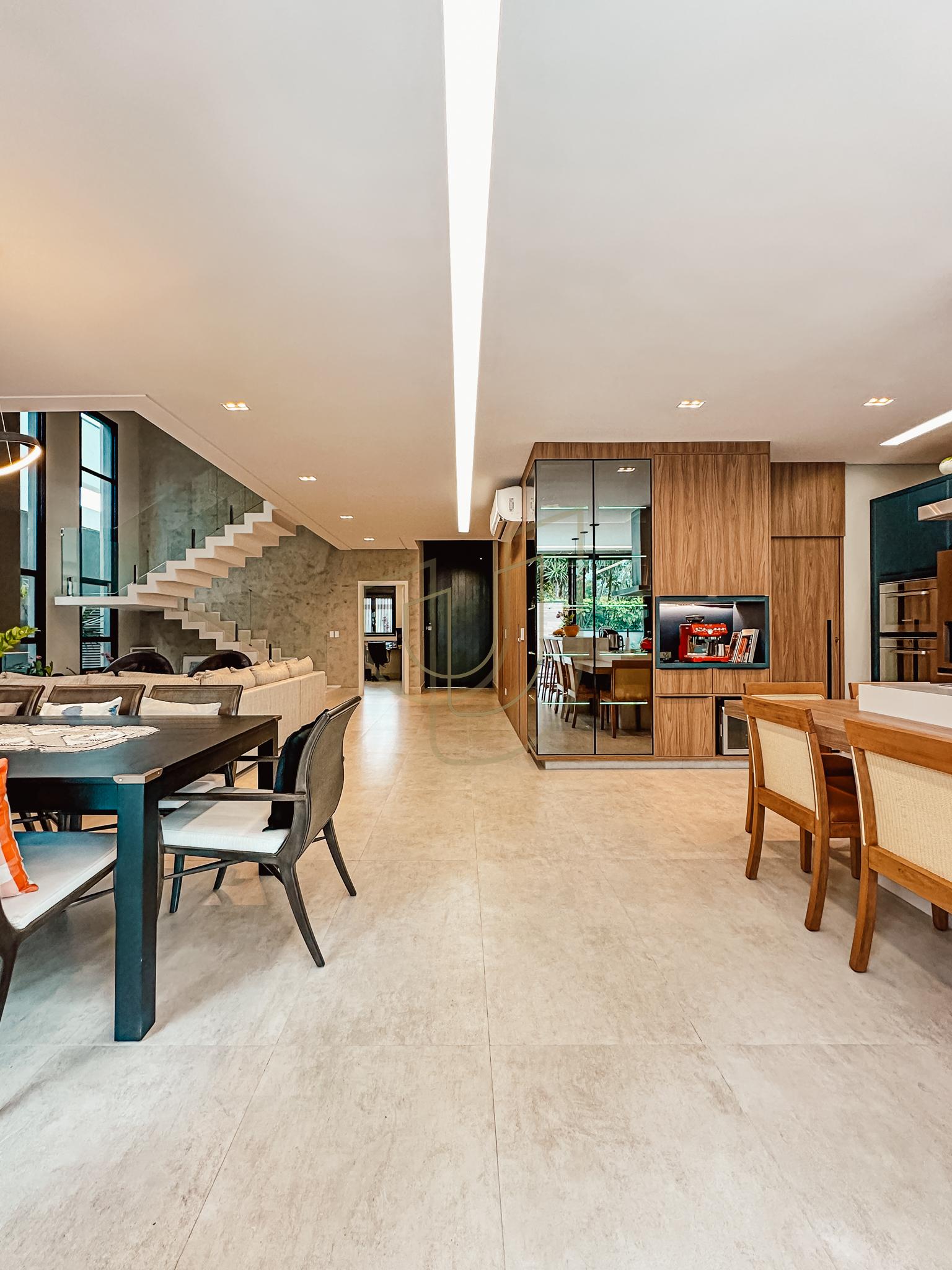 Sobrado sofisticado e moderno com 4 su&iacute;tes no Jardim do Golfe I - S&atilde;o Jos&eacute; dos Campos/SP  São José dos Campos - 