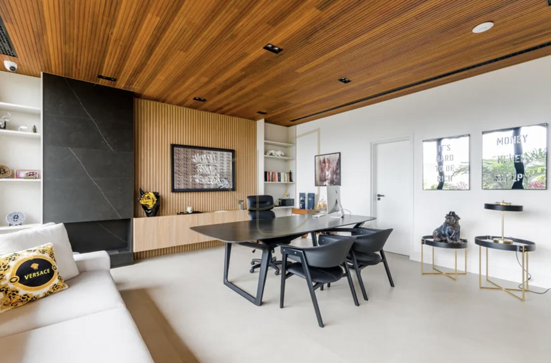 Sobrado sofisticado e moderno com 4 su&iacute;tes no Serimbura - S&atilde;o Jos&eacute; dos Campos/SP  São José dos Campos - 