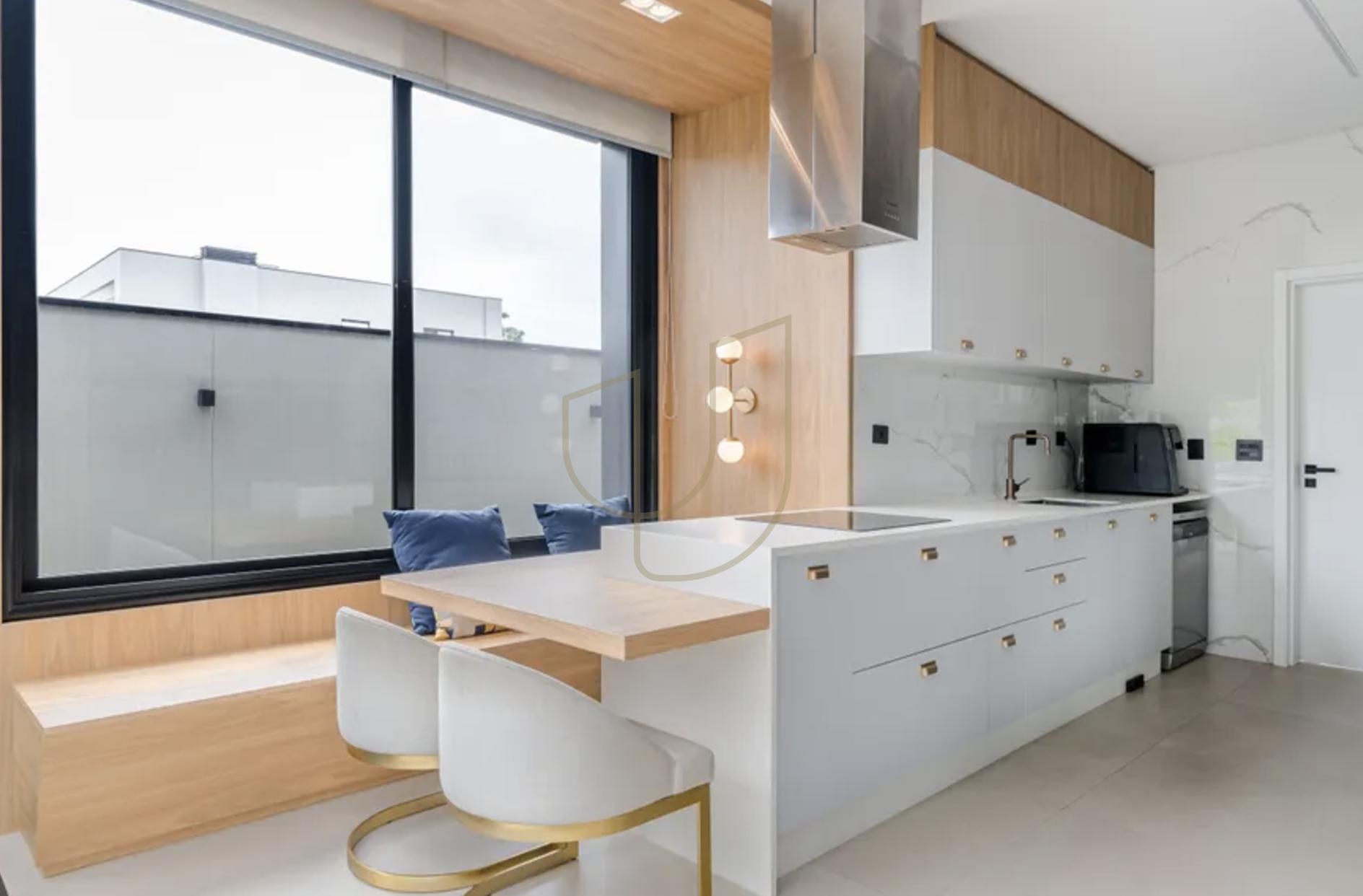 Sobrado sofisticado e moderno com 4 su&iacute;tes no Serimbura - S&atilde;o Jos&eacute; dos Campos/SP  São José dos Campos - 