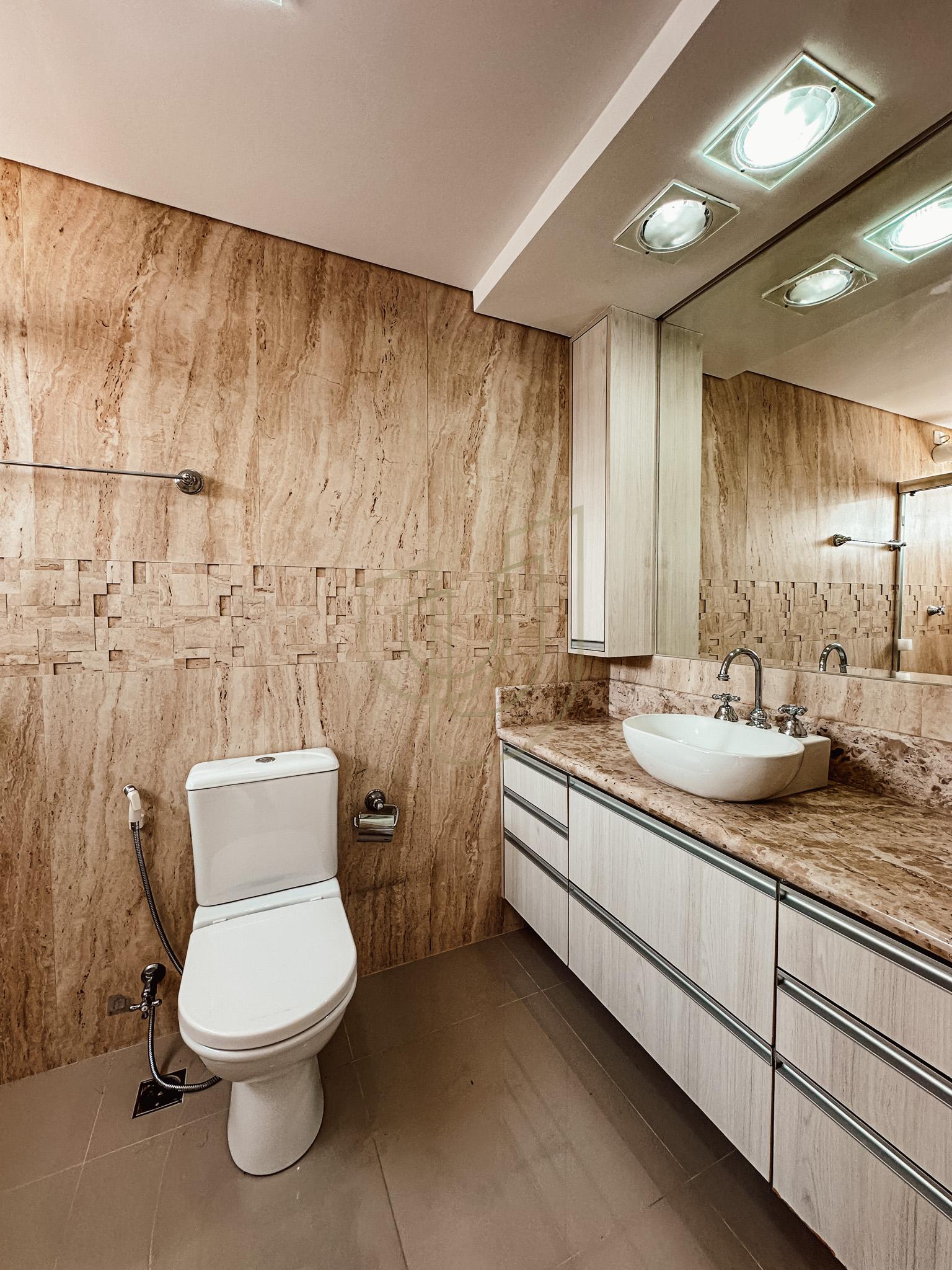 Apartamento com 3 Dormit&oacute;rios e 118m&sup2; na Vila Adyana - S&atilde;o Jos&eacute; dos Campos/SP  São José dos Campos - 