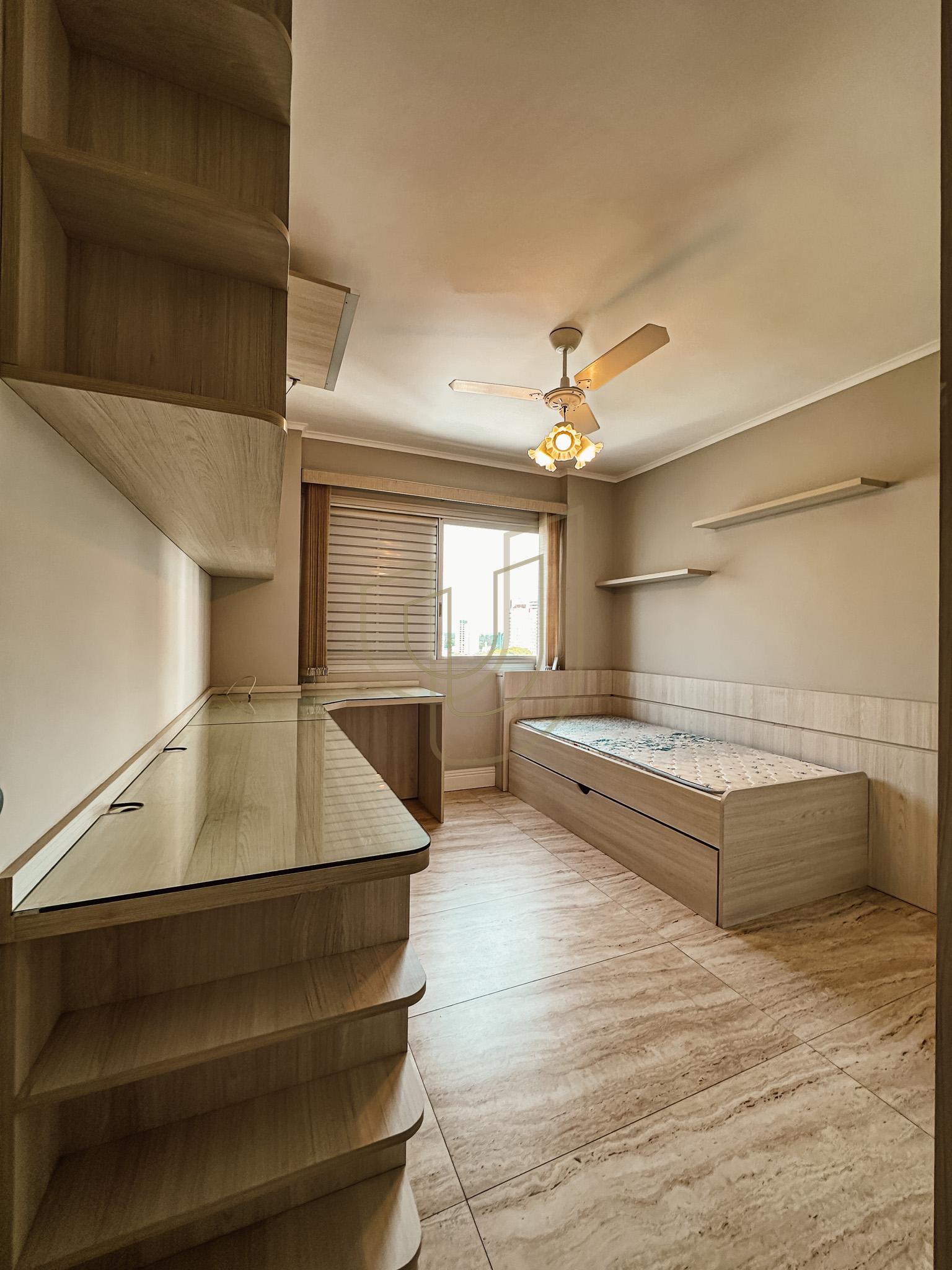 Apartamento com 3 Dormit&oacute;rios e 118m&sup2; na Vila Adyana - S&atilde;o Jos&eacute; dos Campos/SP  São José dos Campos - 