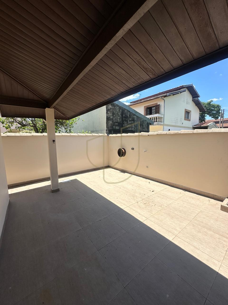 Sobrado com 3 Dormit&oacute;rios no Eldorado - Urabanova - S&atilde;o Jos&eacute; dos Campos/SP  São José dos Campos - 