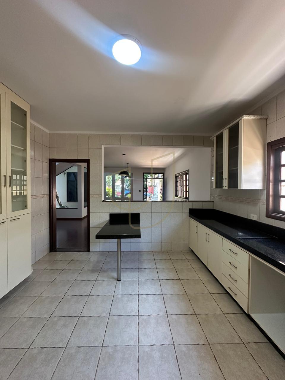 Sobrado com 3 Dormit&oacute;rios no Eldorado - Urabanova - S&atilde;o Jos&eacute; dos Campos/SP  São José dos Campos - 