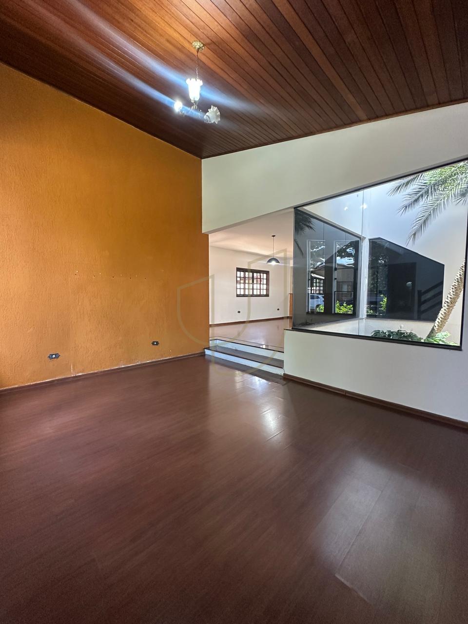 Sobrado com 3 Dormit&oacute;rios no Eldorado - Urabanova - S&atilde;o Jos&eacute; dos Campos/SP  São José dos Campos - 