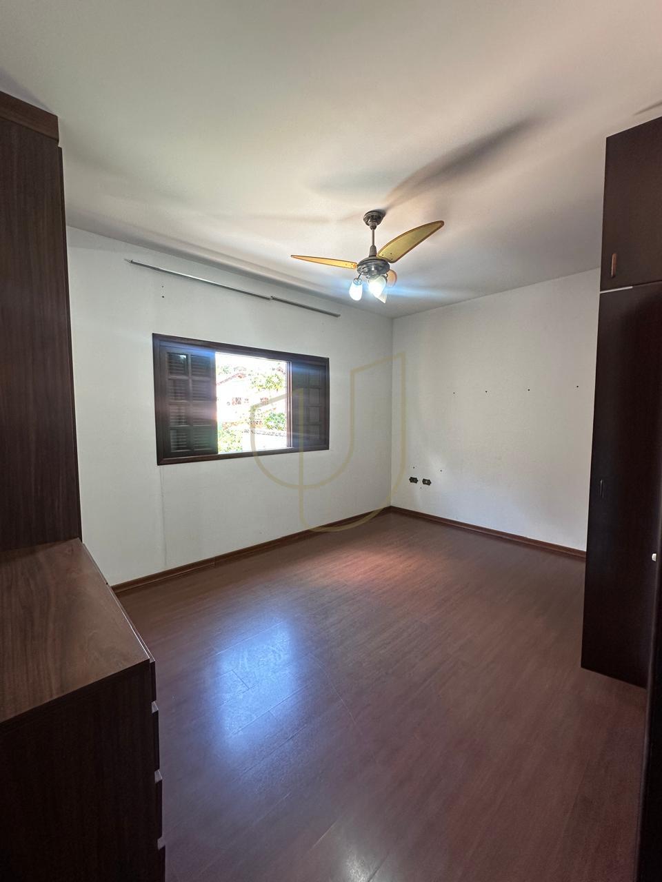 Sobrado com 3 Dormit&oacute;rios no Eldorado - Urabanova - S&atilde;o Jos&eacute; dos Campos/SP  São José dos Campos - 