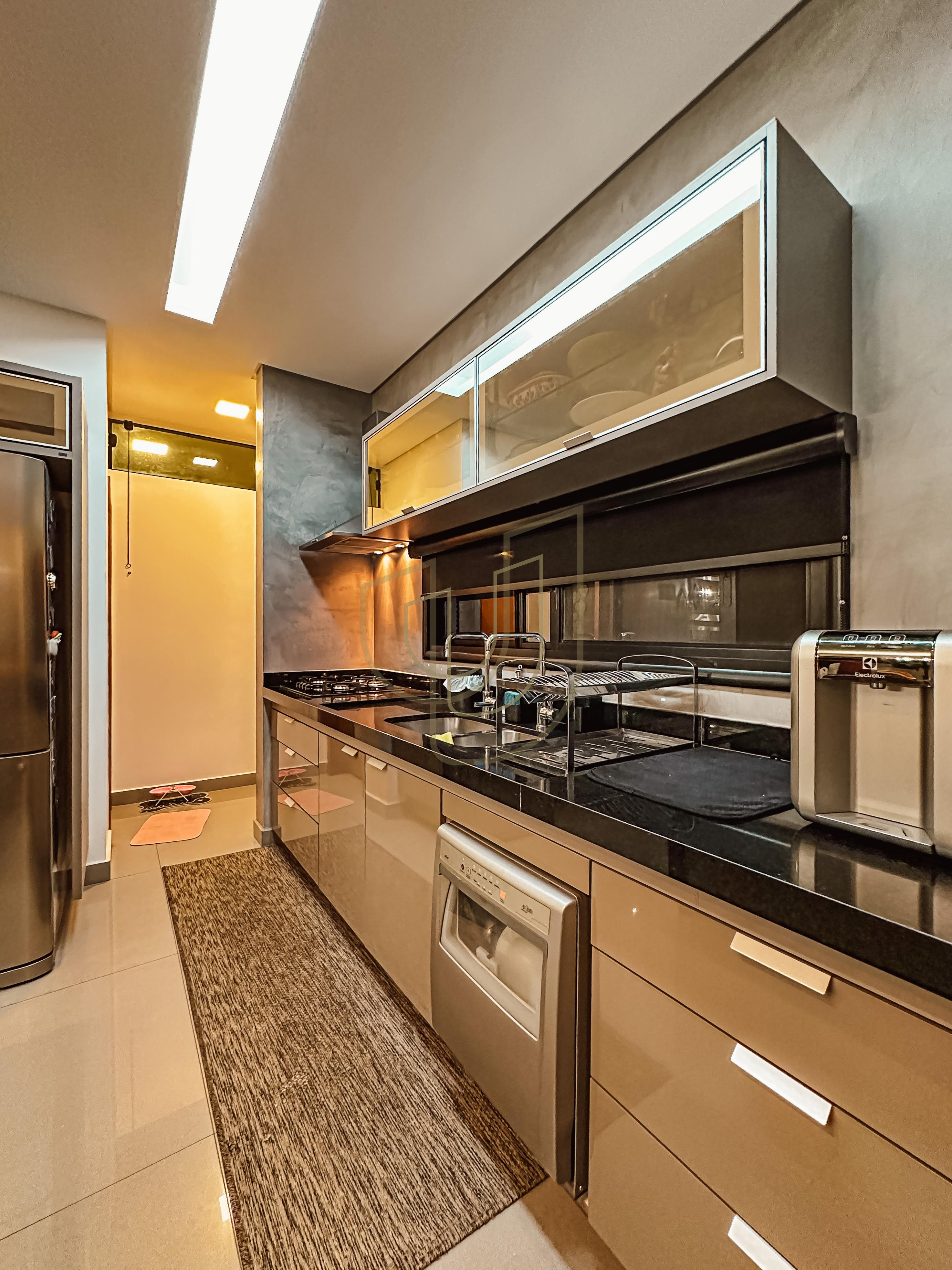 Sobrado sofisticado com 4 Dormit&oacute;rios no Jardim do Golfe - S&atilde;o Jos&eacute; dos Campos/SP  São José dos Campos - 