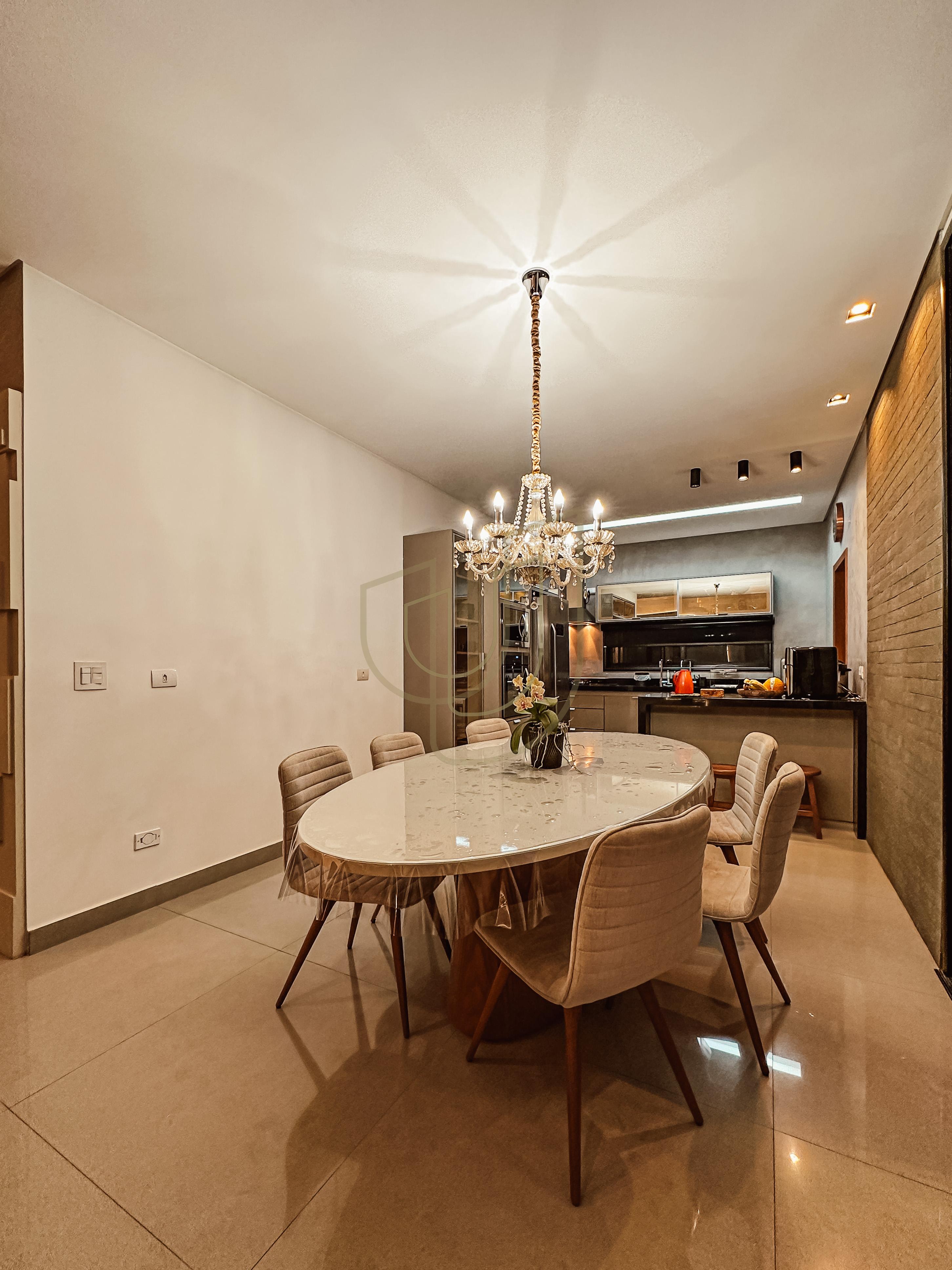 Sobrado sofisticado com 4 Dormit&oacute;rios no Jardim do Golfe - S&atilde;o Jos&eacute; dos Campos/SP  São José dos Campos - 