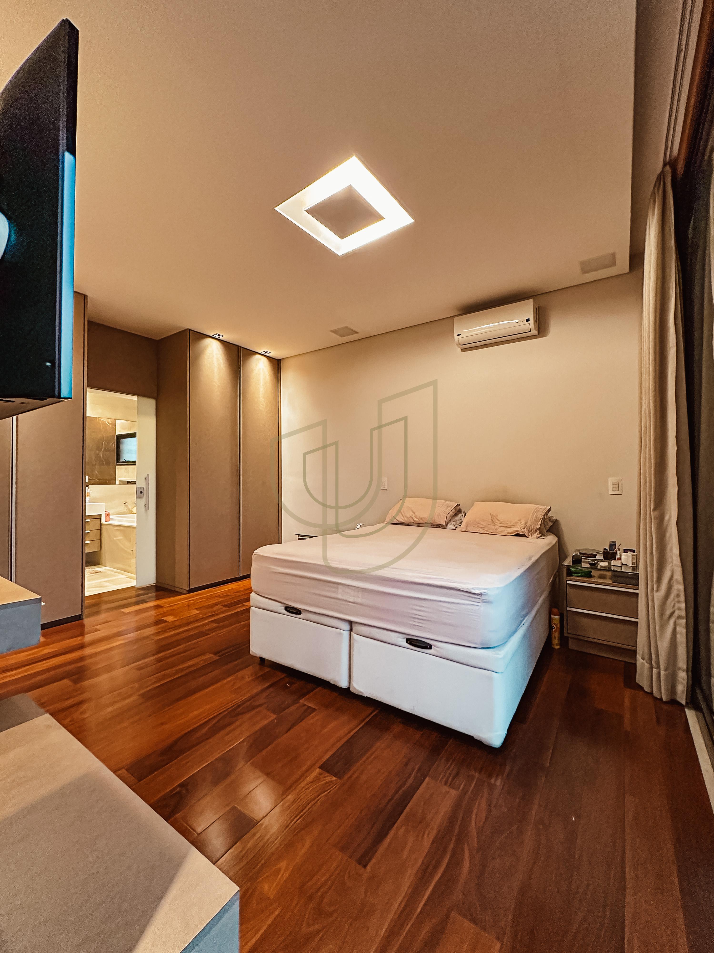 Sobrado sofisticado com 4 Dormit&oacute;rios no Jardim do Golfe - S&atilde;o Jos&eacute; dos Campos/SP  São José dos Campos - 