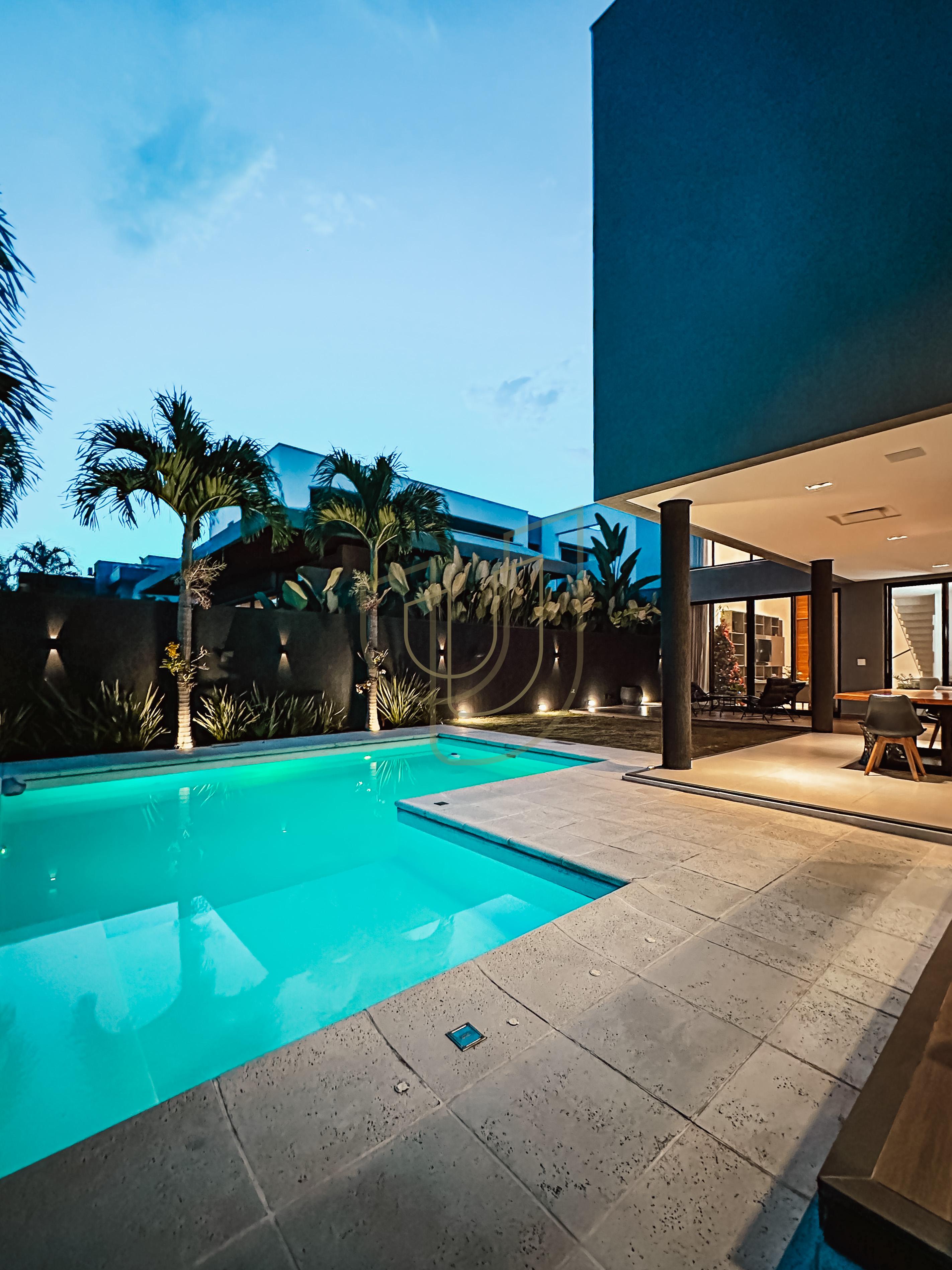 Sobrado sofisticado com 4 Dormit&oacute;rios no Jardim do Golfe - S&atilde;o Jos&eacute; dos Campos/SP  São José dos Campos - 