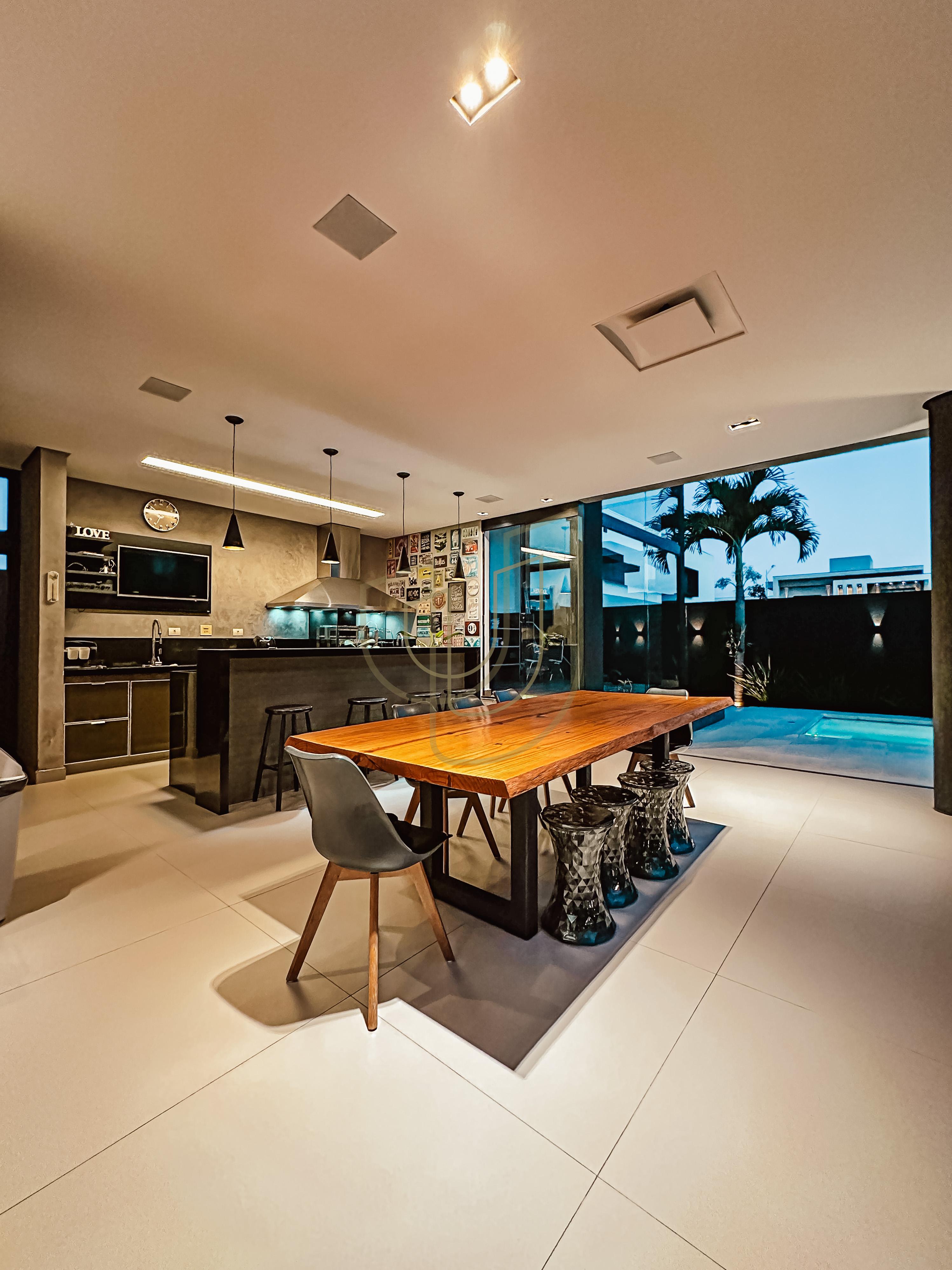 Sobrado sofisticado com 4 Dormit&oacute;rios no Jardim do Golfe - S&atilde;o Jos&eacute; dos Campos/SP  São José dos Campos - 