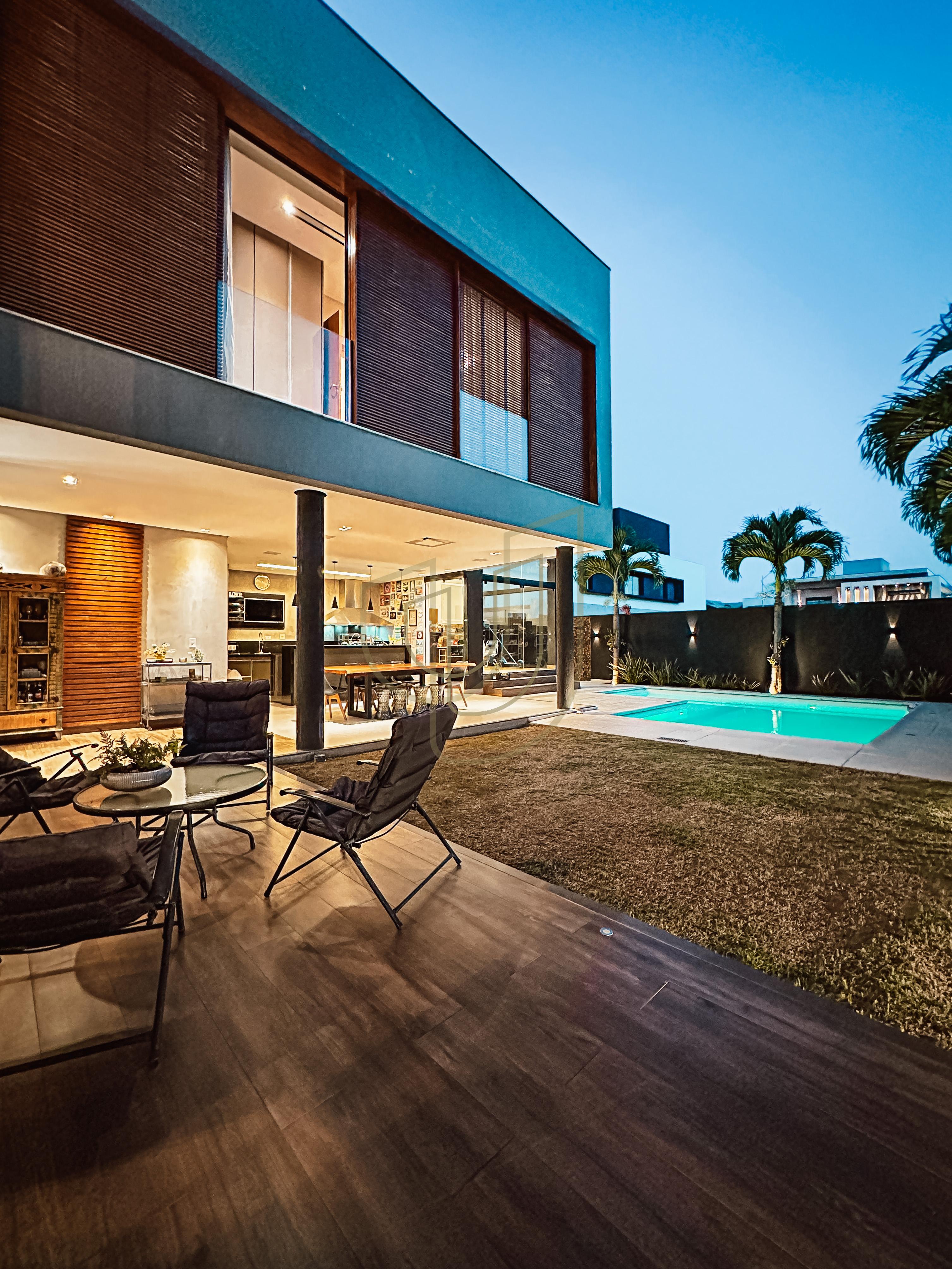 Sobrado sofisticado com 4 Dormit&oacute;rios no Jardim do Golfe - S&atilde;o Jos&eacute; dos Campos/SP  São José dos Campos - 