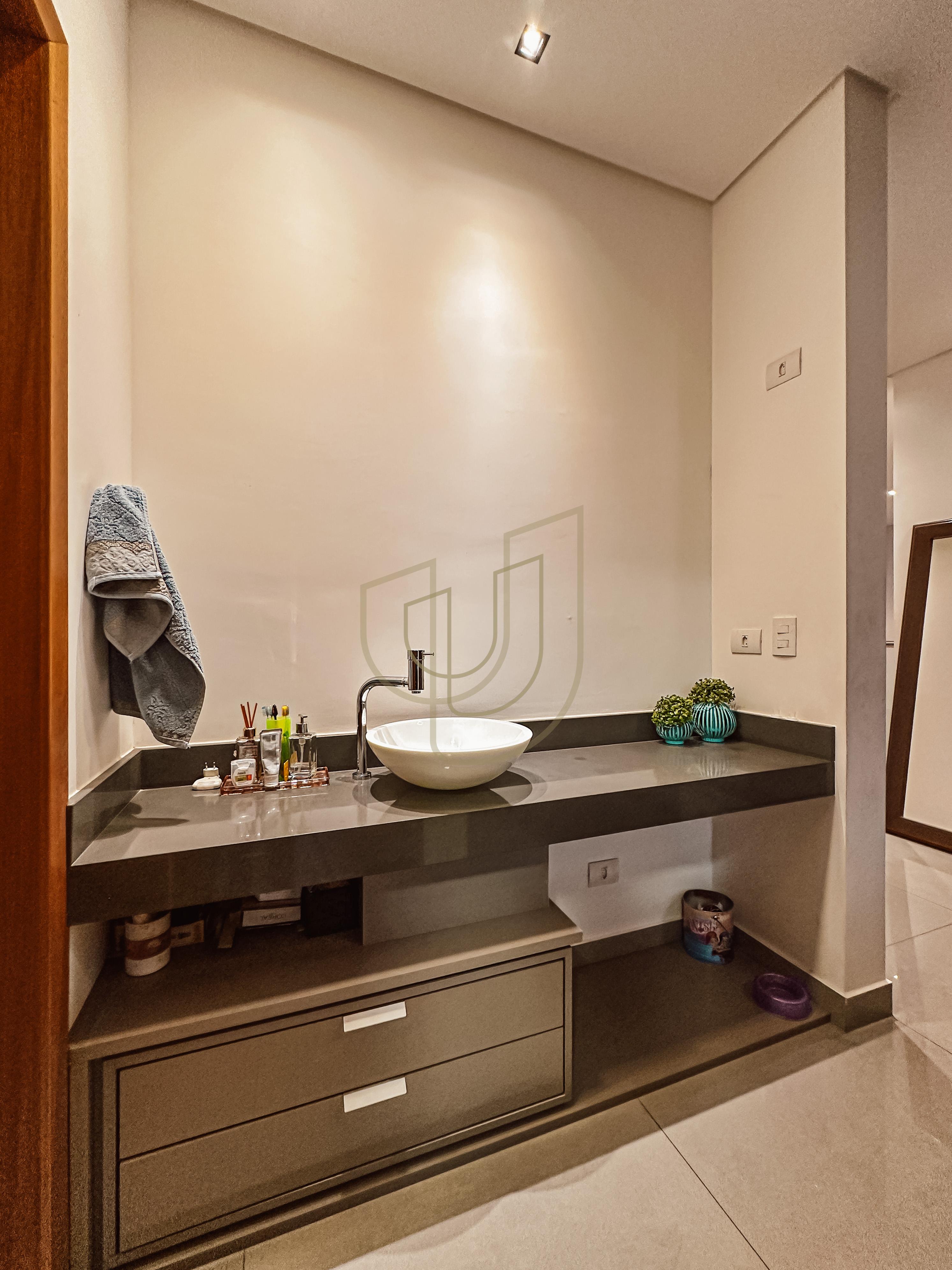 Sobrado sofisticado com 4 Dormit&oacute;rios no Jardim do Golfe - S&atilde;o Jos&eacute; dos Campos/SP  São José dos Campos - 