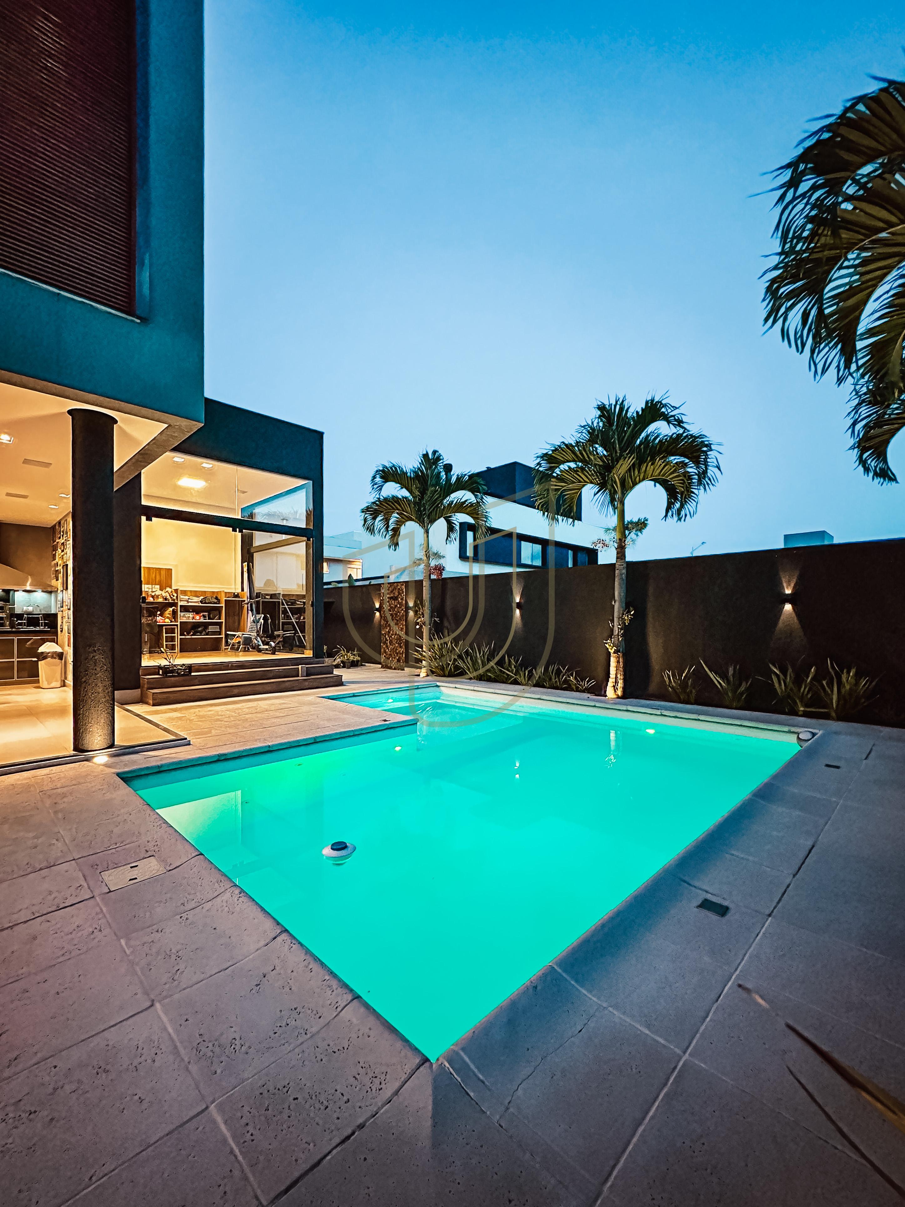 Sobrado sofisticado com 4 Dormit&oacute;rios no Jardim do Golfe - S&atilde;o Jos&eacute; dos Campos/SP  São José dos Campos - 