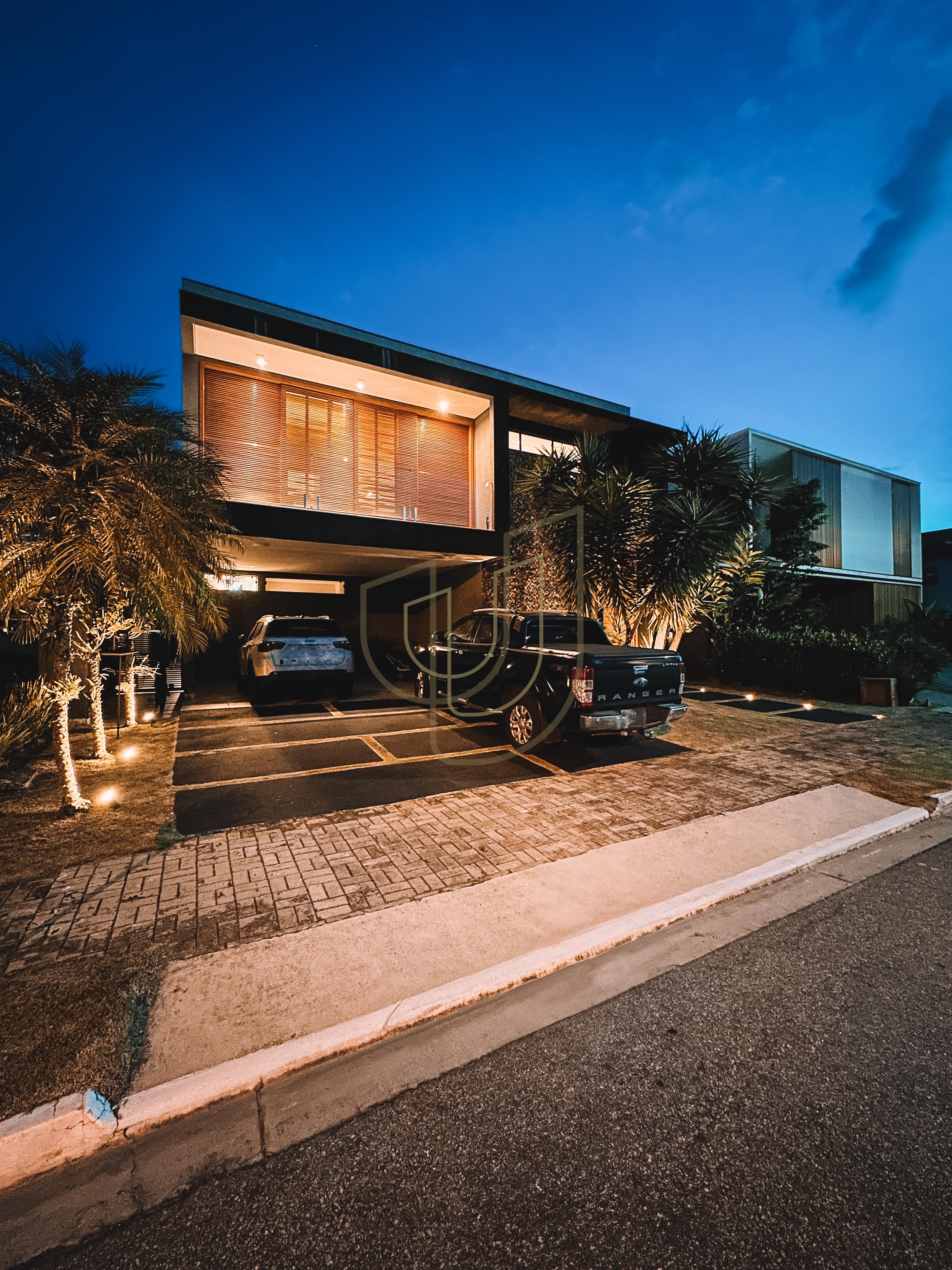 Sobrado sofisticado com 4 Dormit&oacute;rios no Jardim do Golfe - S&atilde;o Jos&eacute; dos Campos/SP  São José dos Campos - 