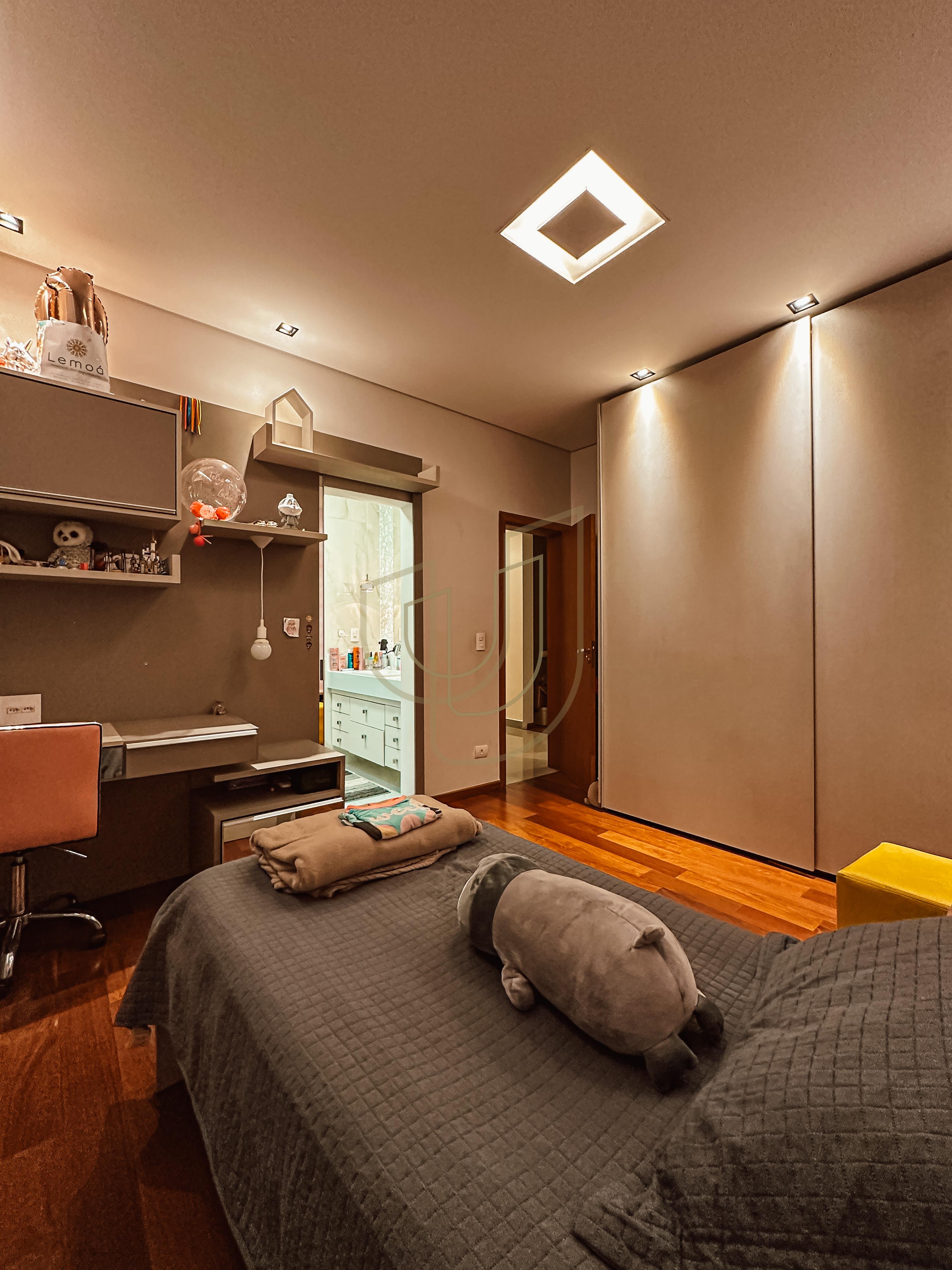 Sobrado sofisticado com 4 Dormit&oacute;rios no Jardim do Golfe - S&atilde;o Jos&eacute; dos Campos/SP  São José dos Campos - 