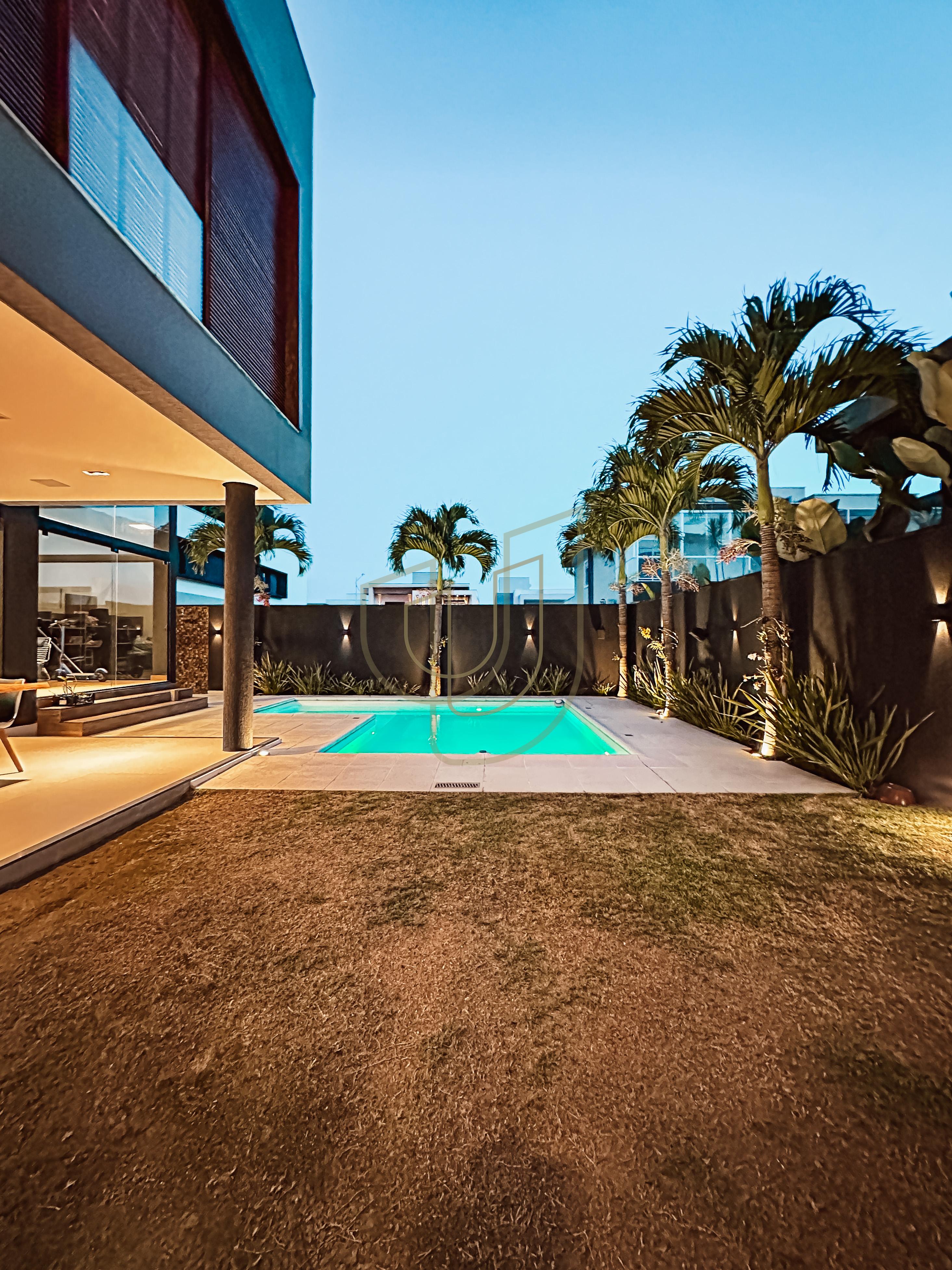 Sobrado sofisticado com 4 Dormit&oacute;rios no Jardim do Golfe - S&atilde;o Jos&eacute; dos Campos/SP  São José dos Campos - 