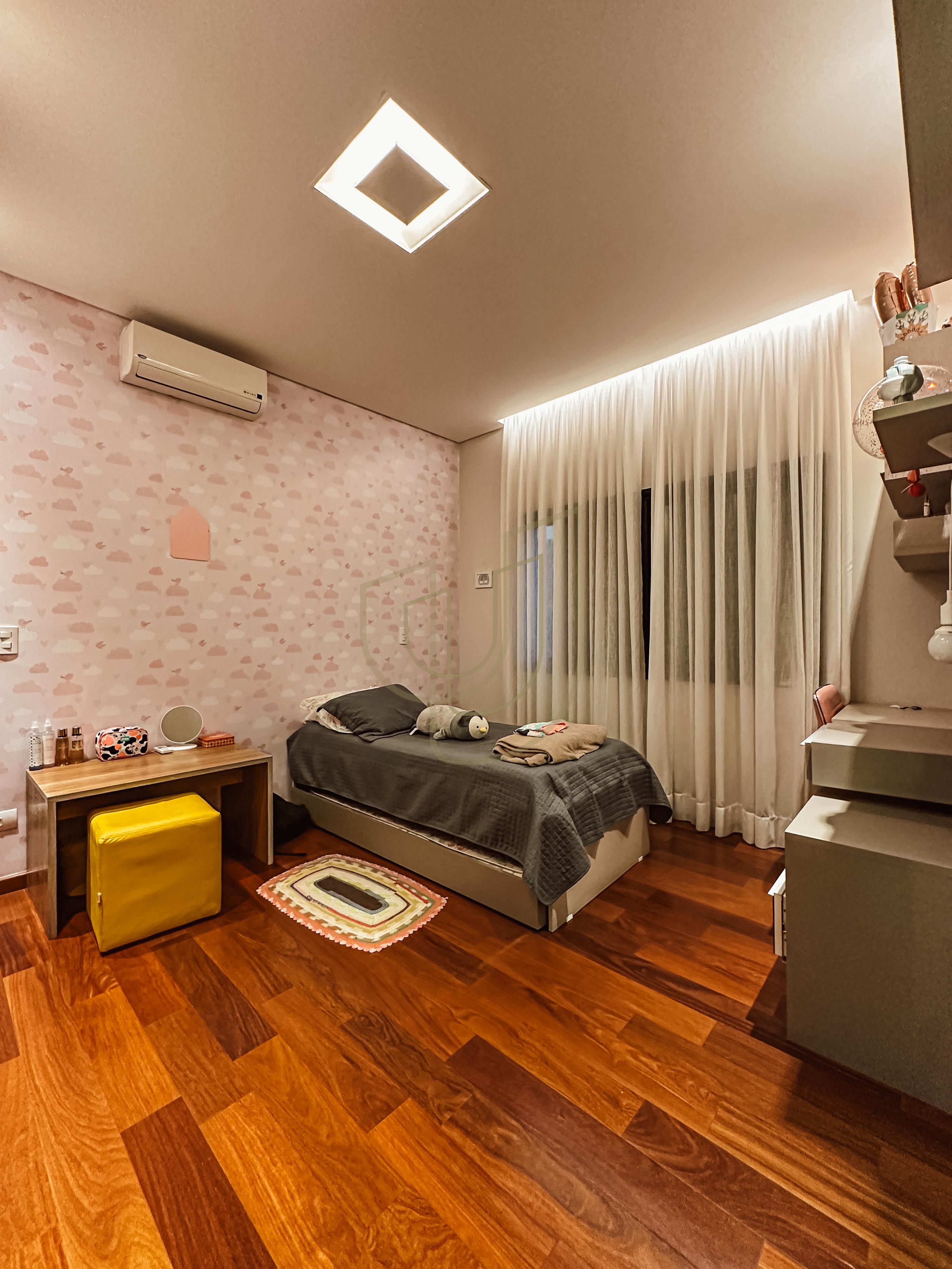 Sobrado sofisticado com 4 Dormit&oacute;rios no Jardim do Golfe - S&atilde;o Jos&eacute; dos Campos/SP  São José dos Campos - 