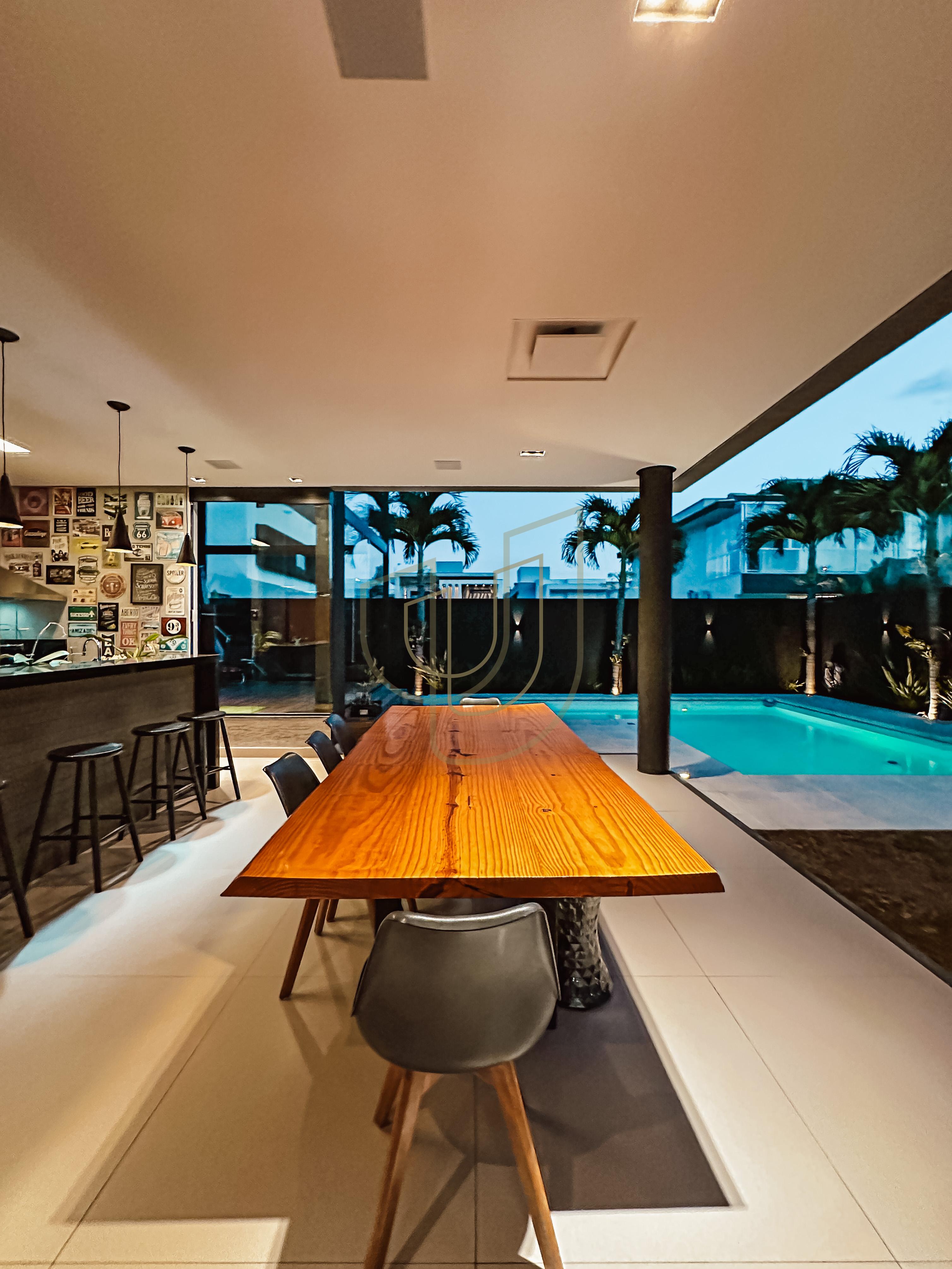 Sobrado sofisticado com 4 Dormit&oacute;rios no Jardim do Golfe - S&atilde;o Jos&eacute; dos Campos/SP  São José dos Campos - 