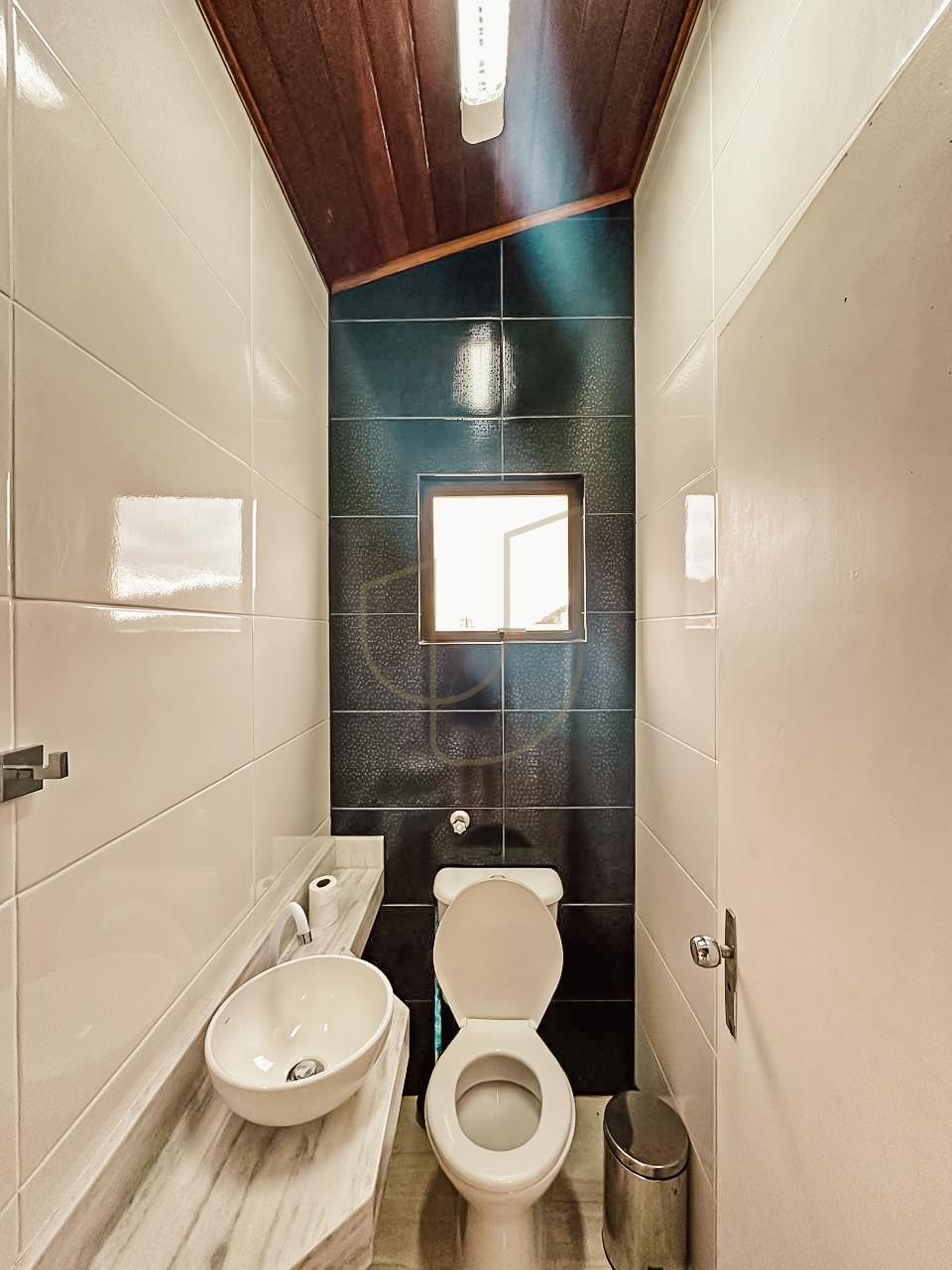 Cobertura duplex dispon&iacute;vel para venda no Centro de Caraguatatuba/SP  Caraguatatuba - 