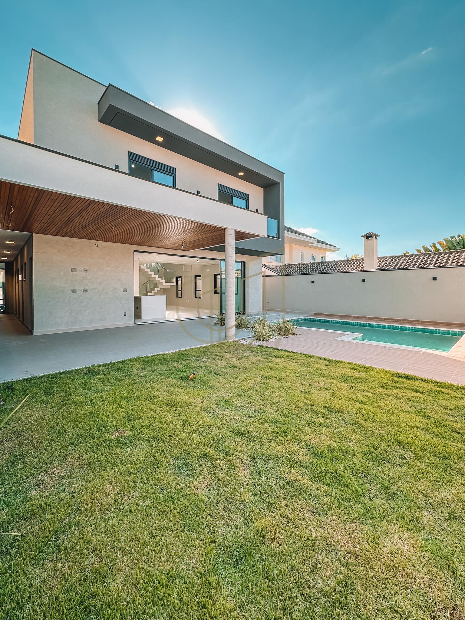 Sobrado sofisticado e moderno com 4 su&iacute;tes no Urbanova - S&atilde;o Jos&eacute; dos Campos/SP  São José dos Campos - 