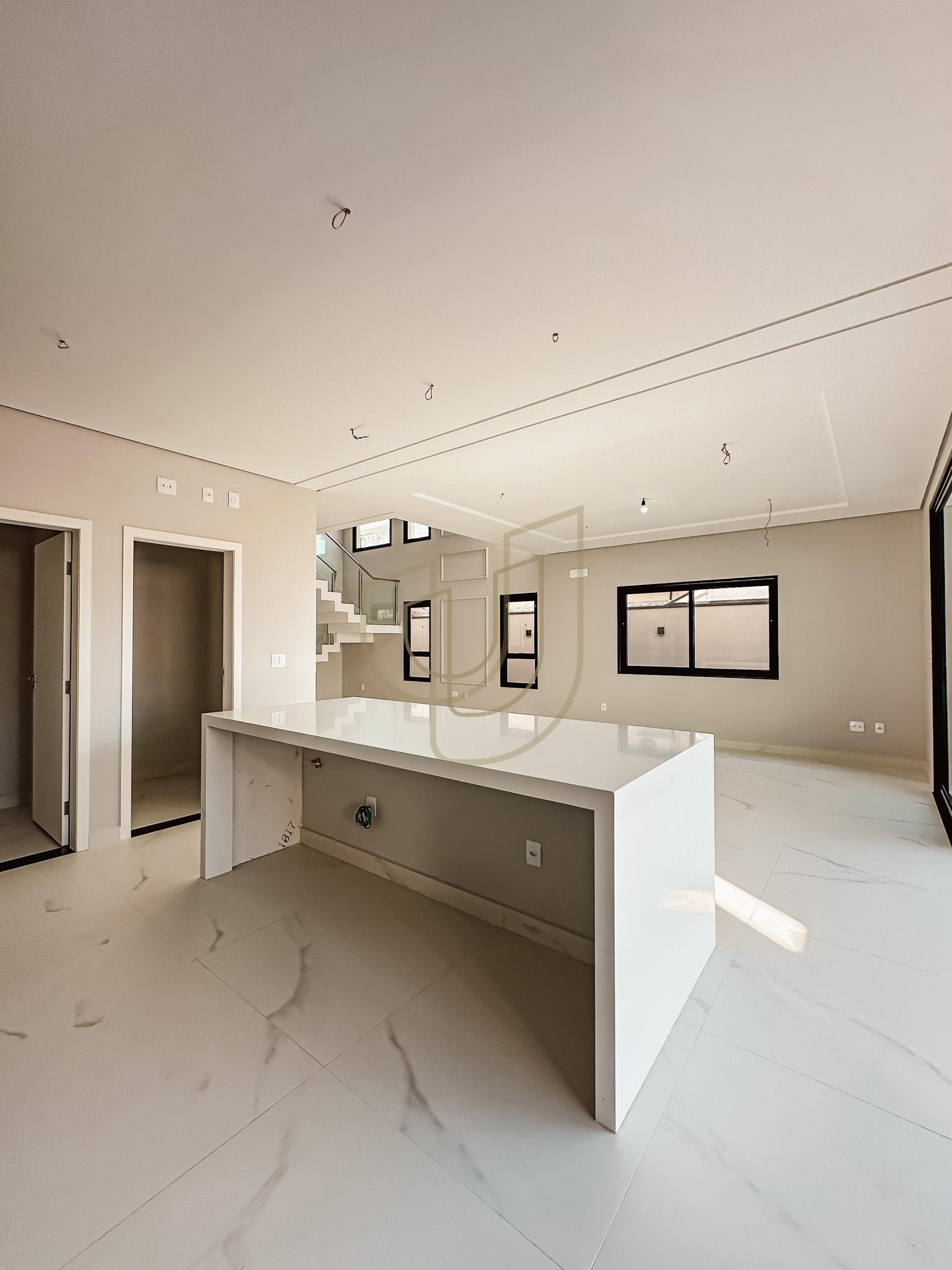 Sobrado sofisticado e moderno com 4 su&iacute;tes no Urbanova - S&atilde;o Jos&eacute; dos Campos/SP  São José dos Campos - 