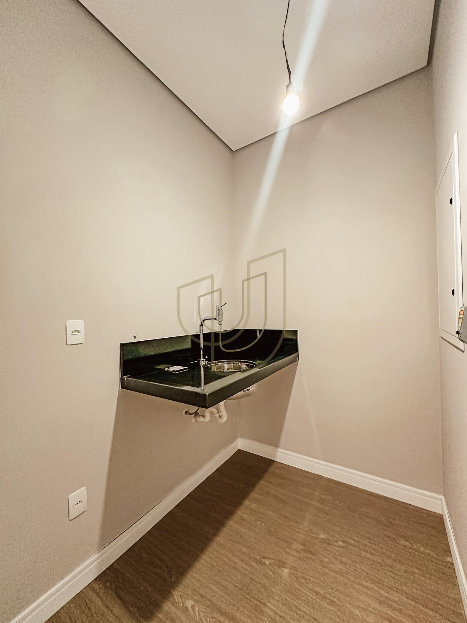 Sobrado sofisticado e moderno com 4 su&iacute;tes no Urbanova - S&atilde;o Jos&eacute; dos Campos/SP  São José dos Campos - 