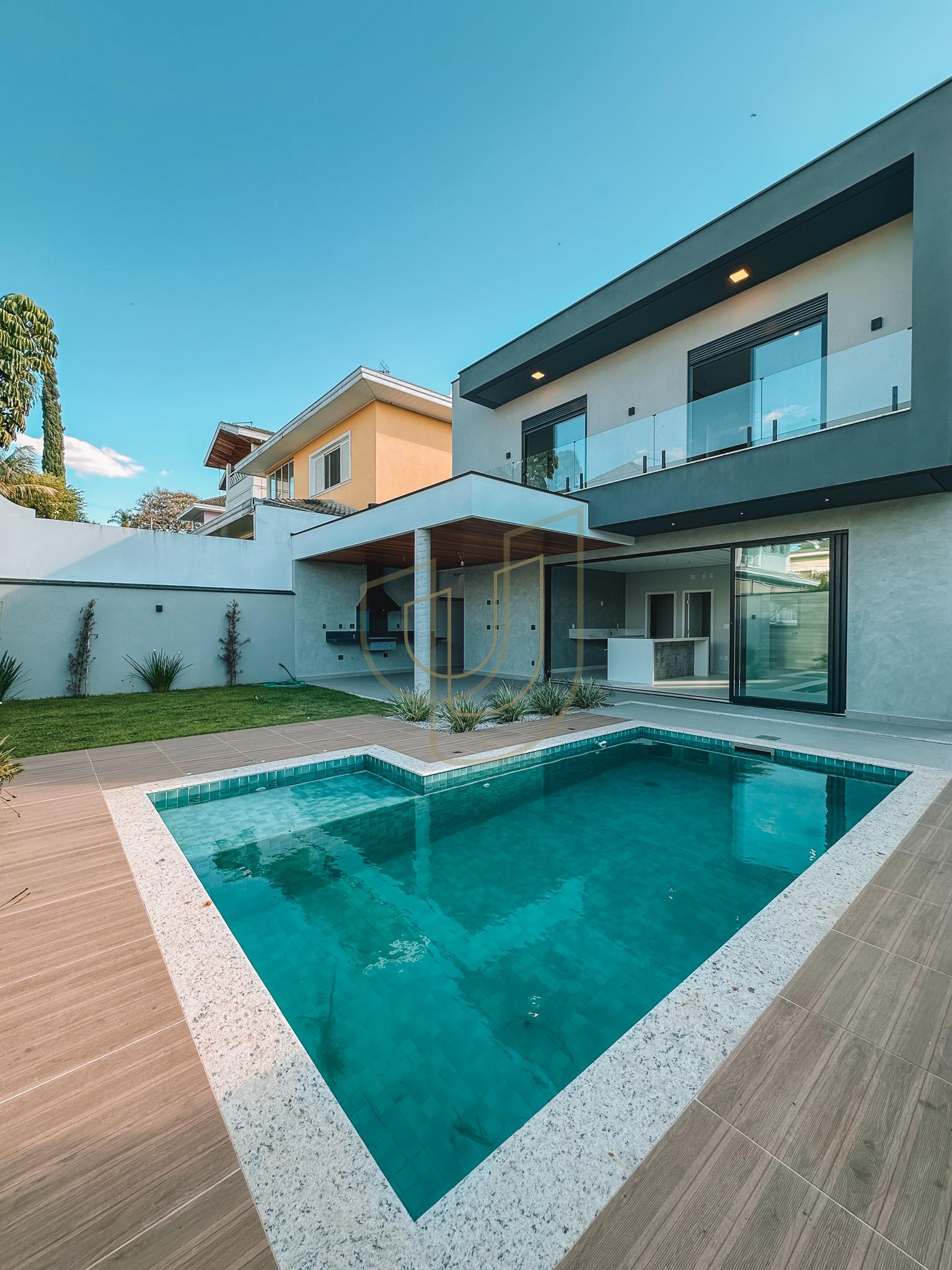 Sobrado sofisticado e moderno com 4 su&iacute;tes no Urbanova - S&atilde;o Jos&eacute; dos Campos/SP  São José dos Campos - 