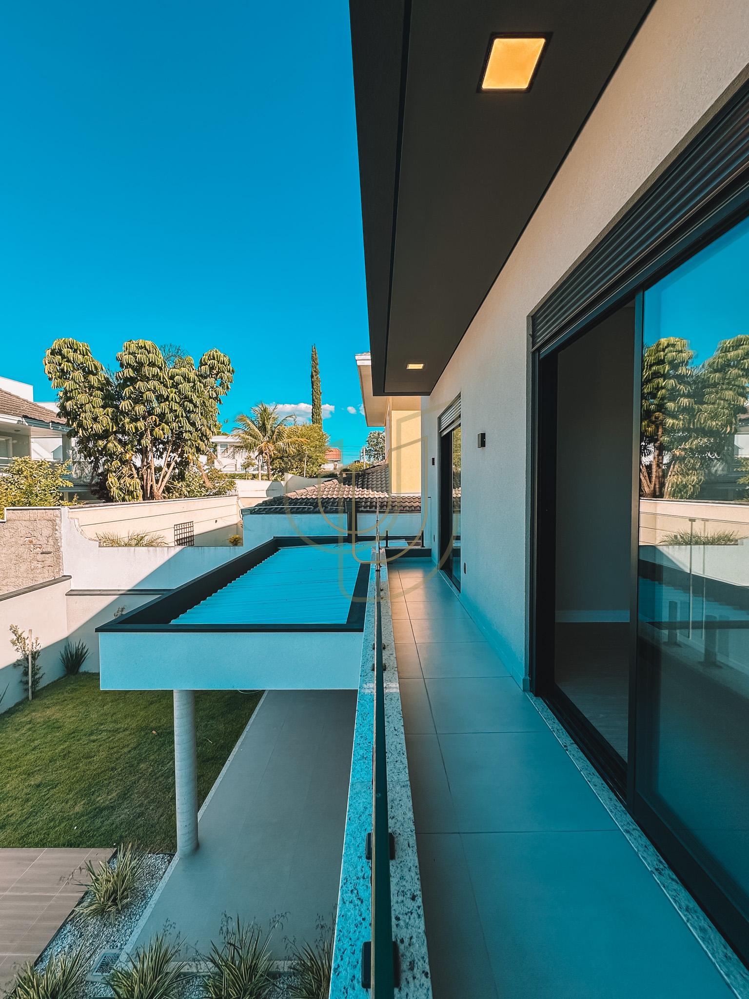 Sobrado sofisticado e moderno com 4 su&iacute;tes no Urbanova - S&atilde;o Jos&eacute; dos Campos/SP  São José dos Campos - 