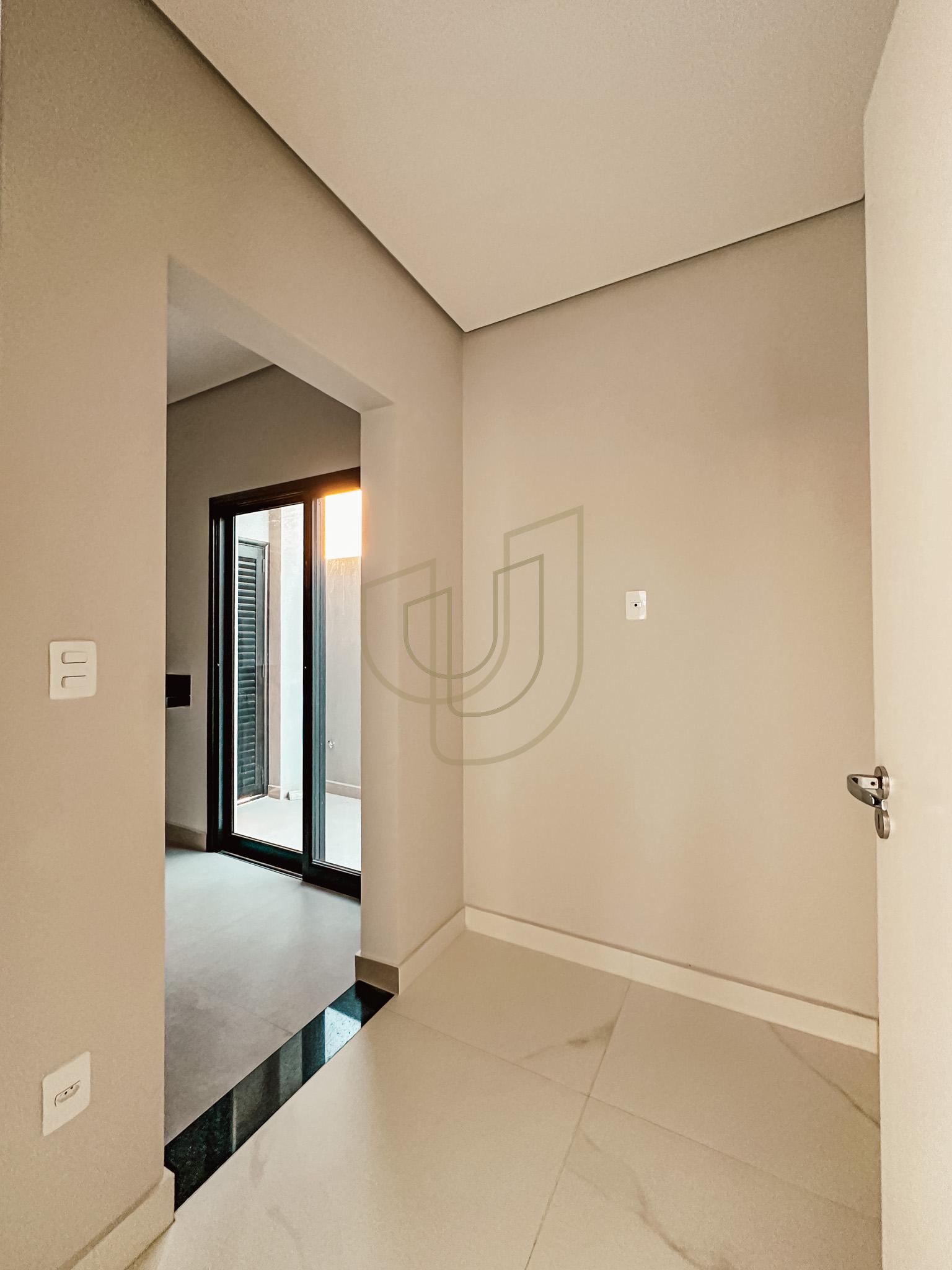 Sobrado sofisticado e moderno com 4 su&iacute;tes no Urbanova - S&atilde;o Jos&eacute; dos Campos/SP  São José dos Campos - 